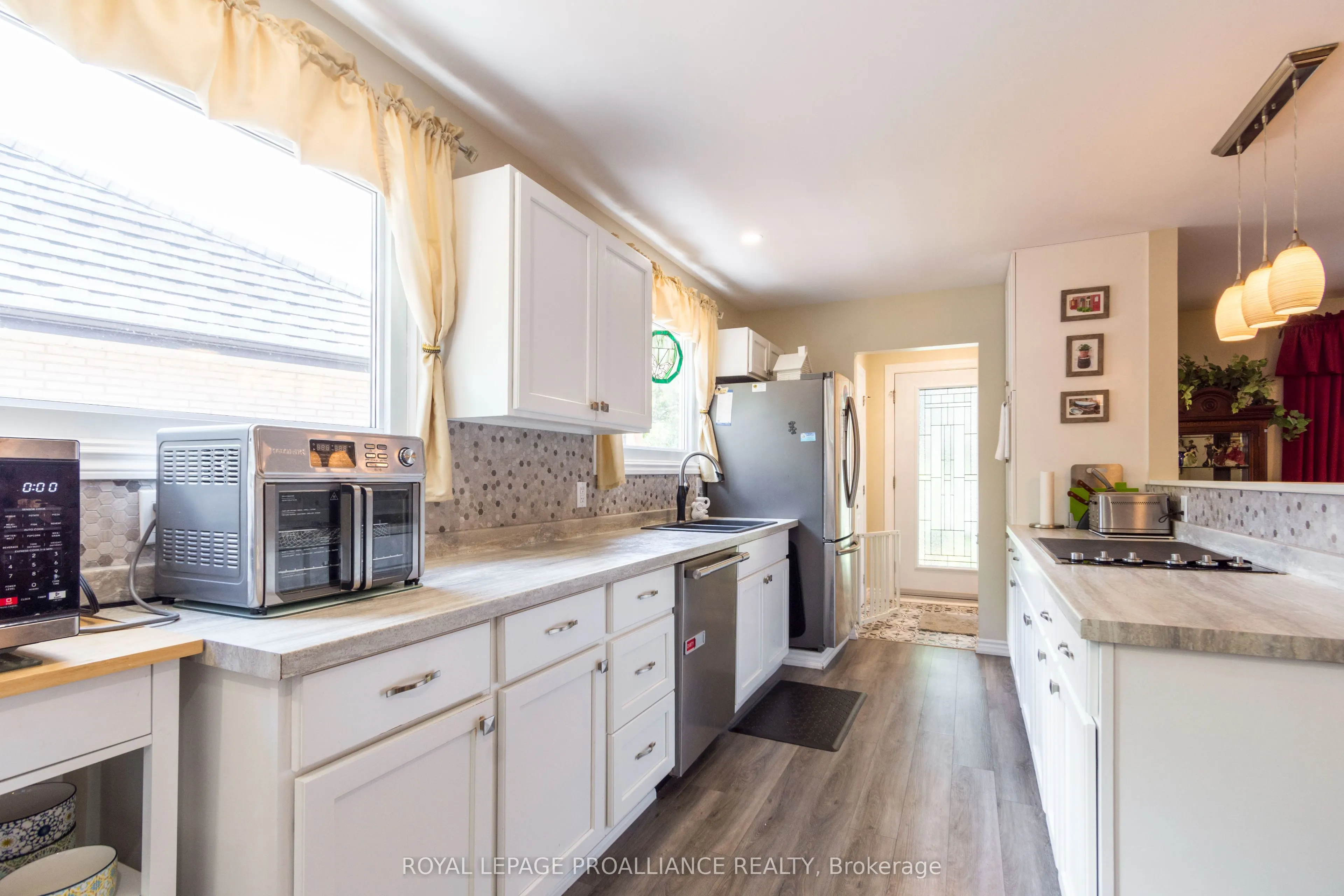 56 Parkview Heights