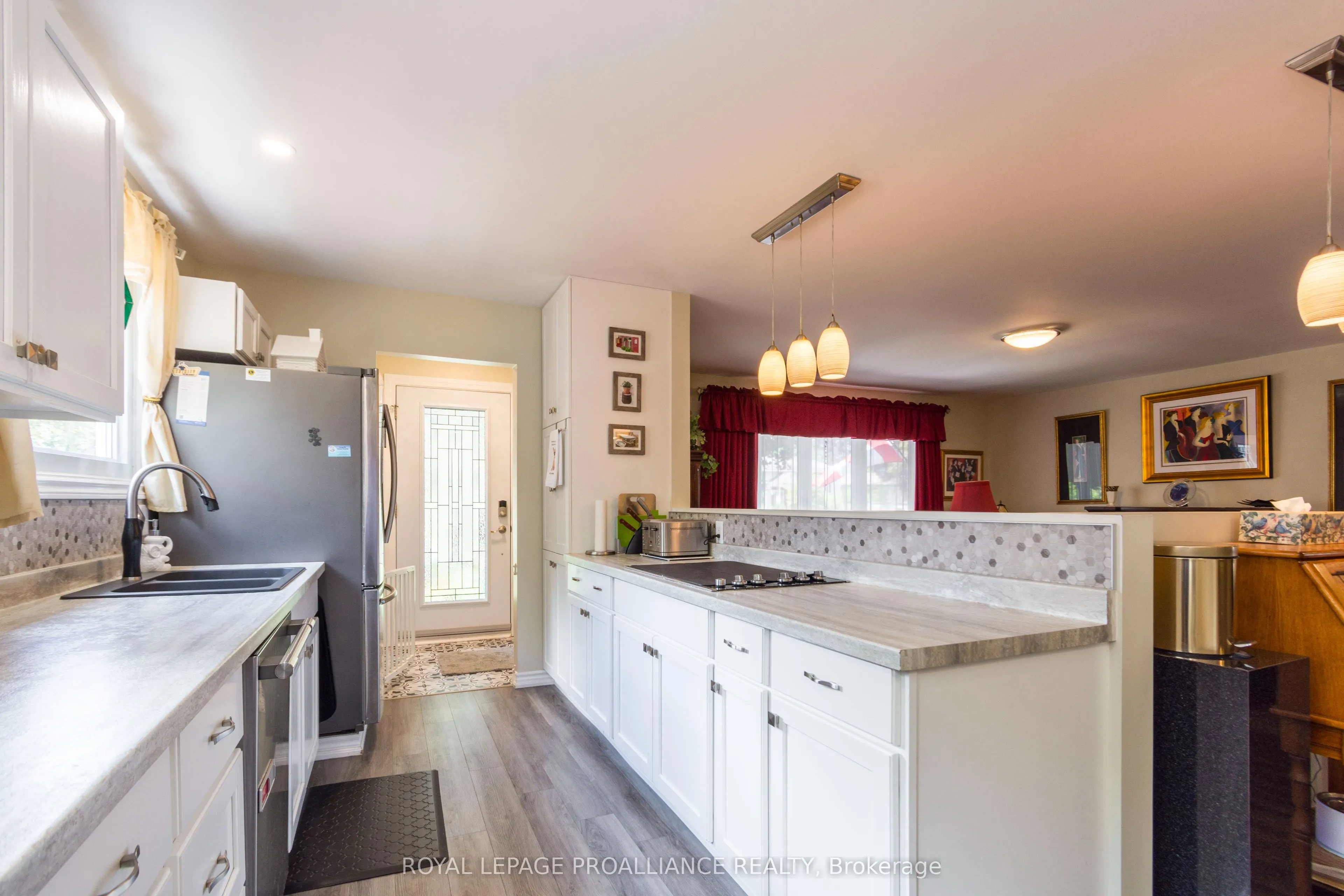 56 Parkview Heights