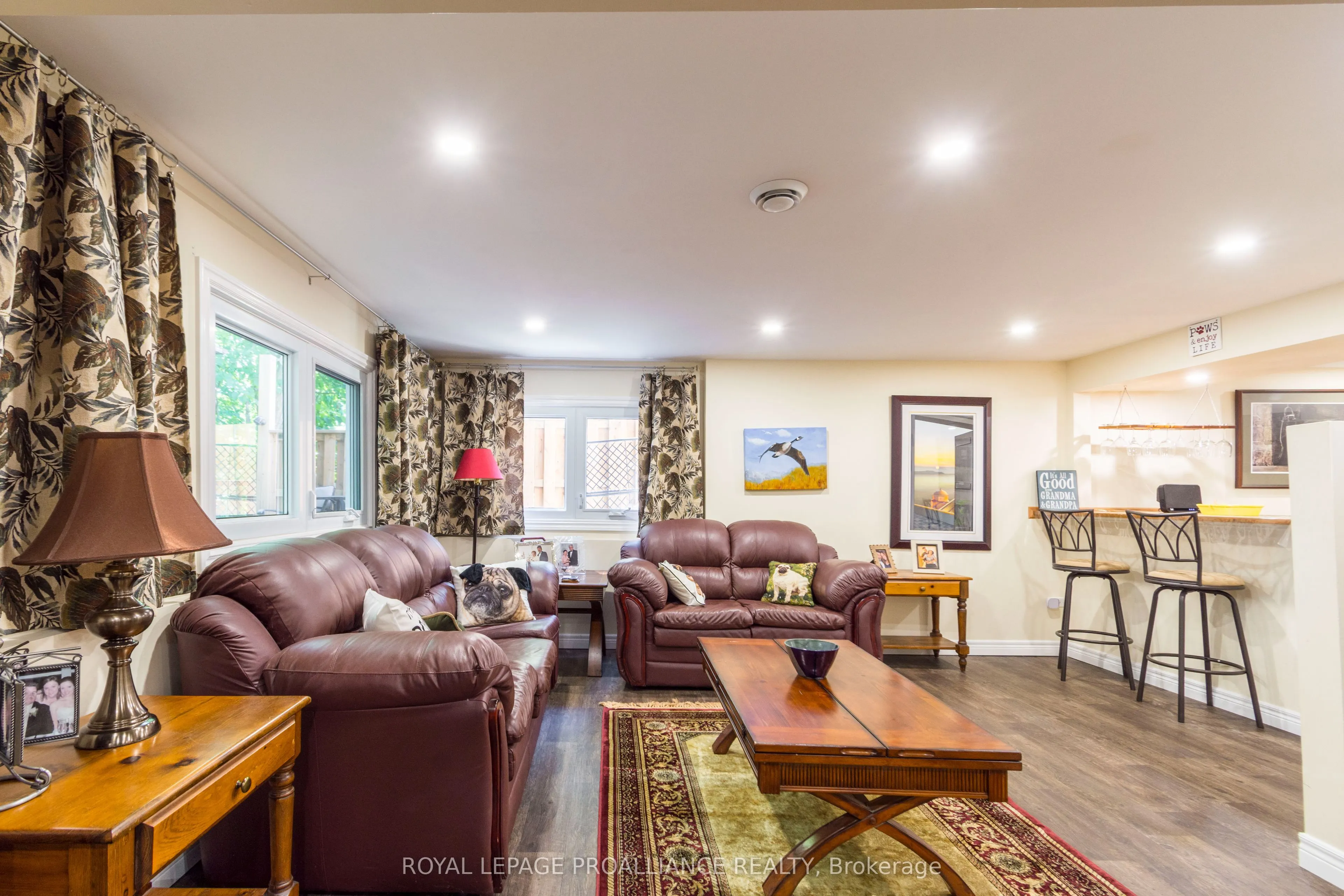 56 Parkview Heights