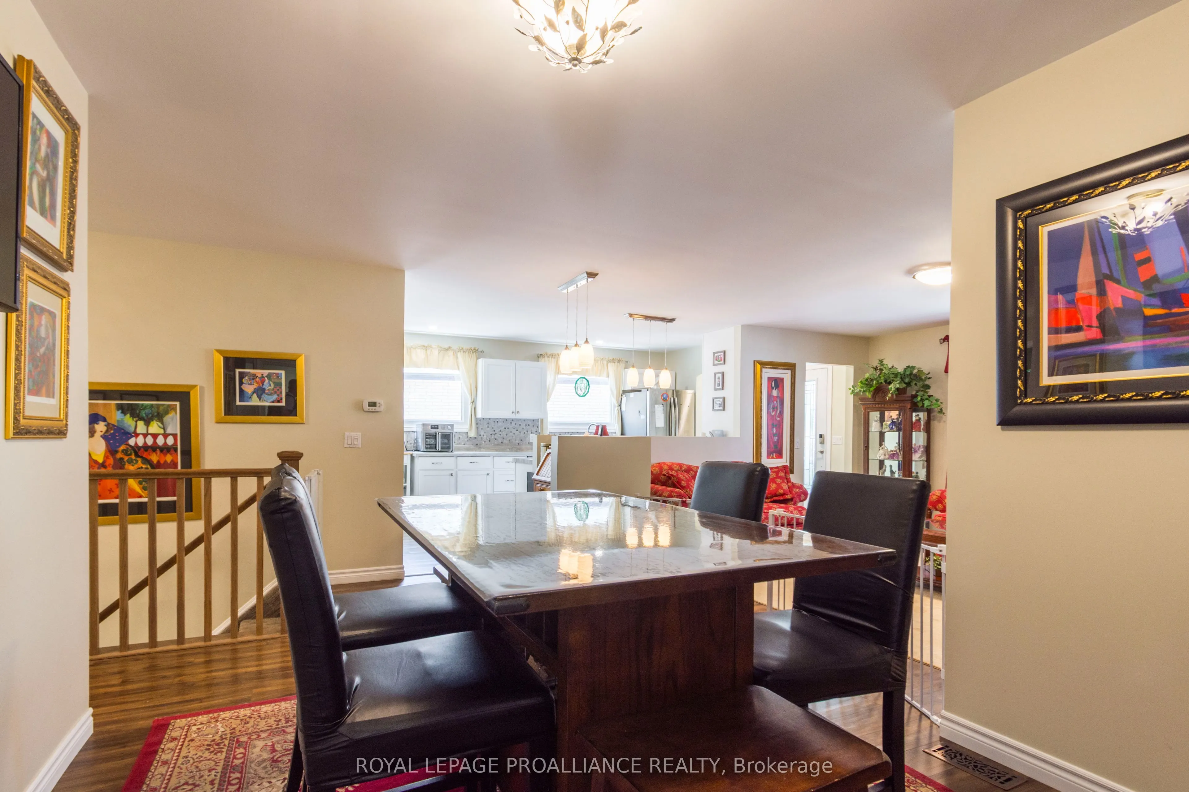 56 Parkview Heights