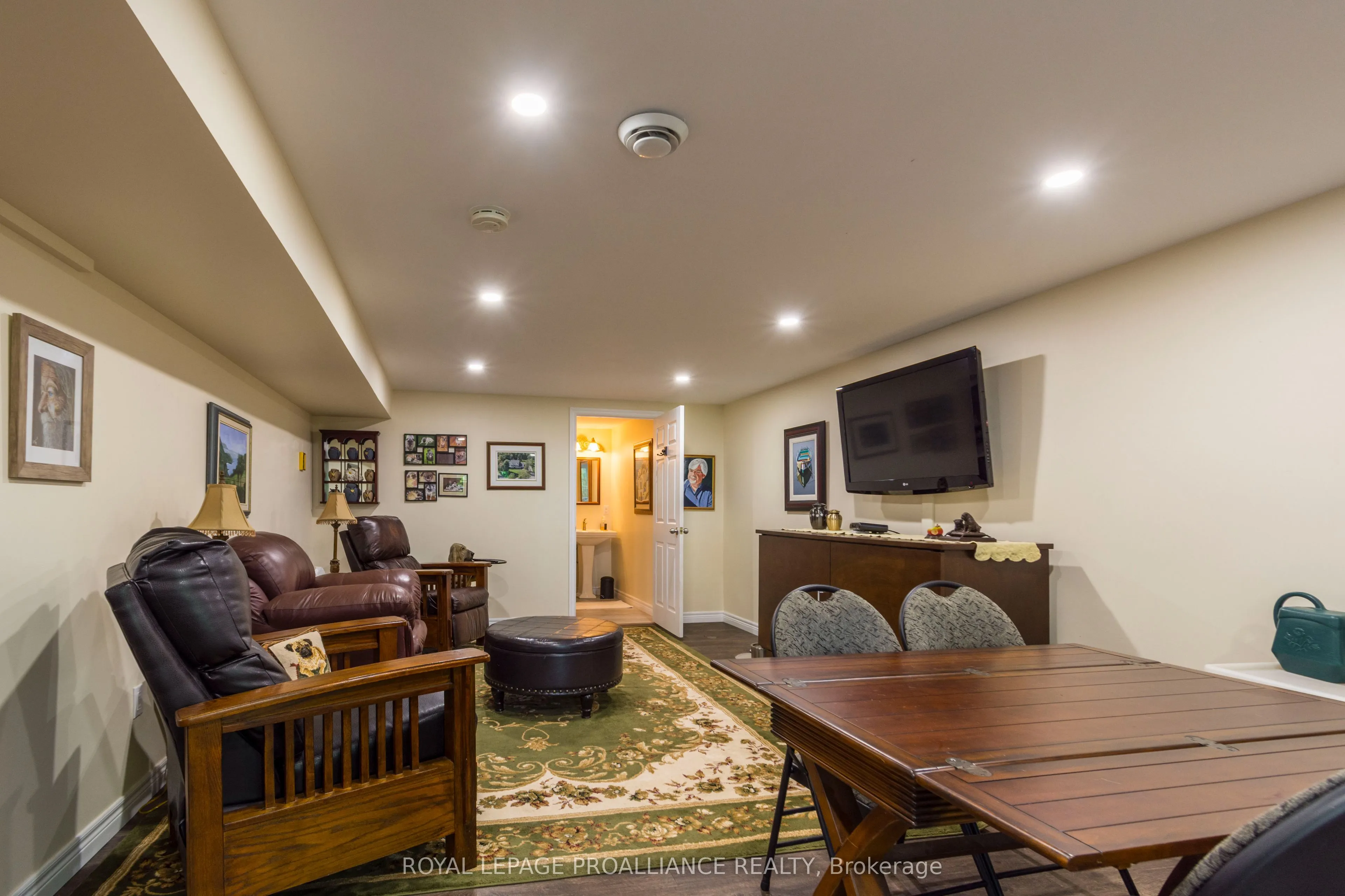 56 Parkview Heights