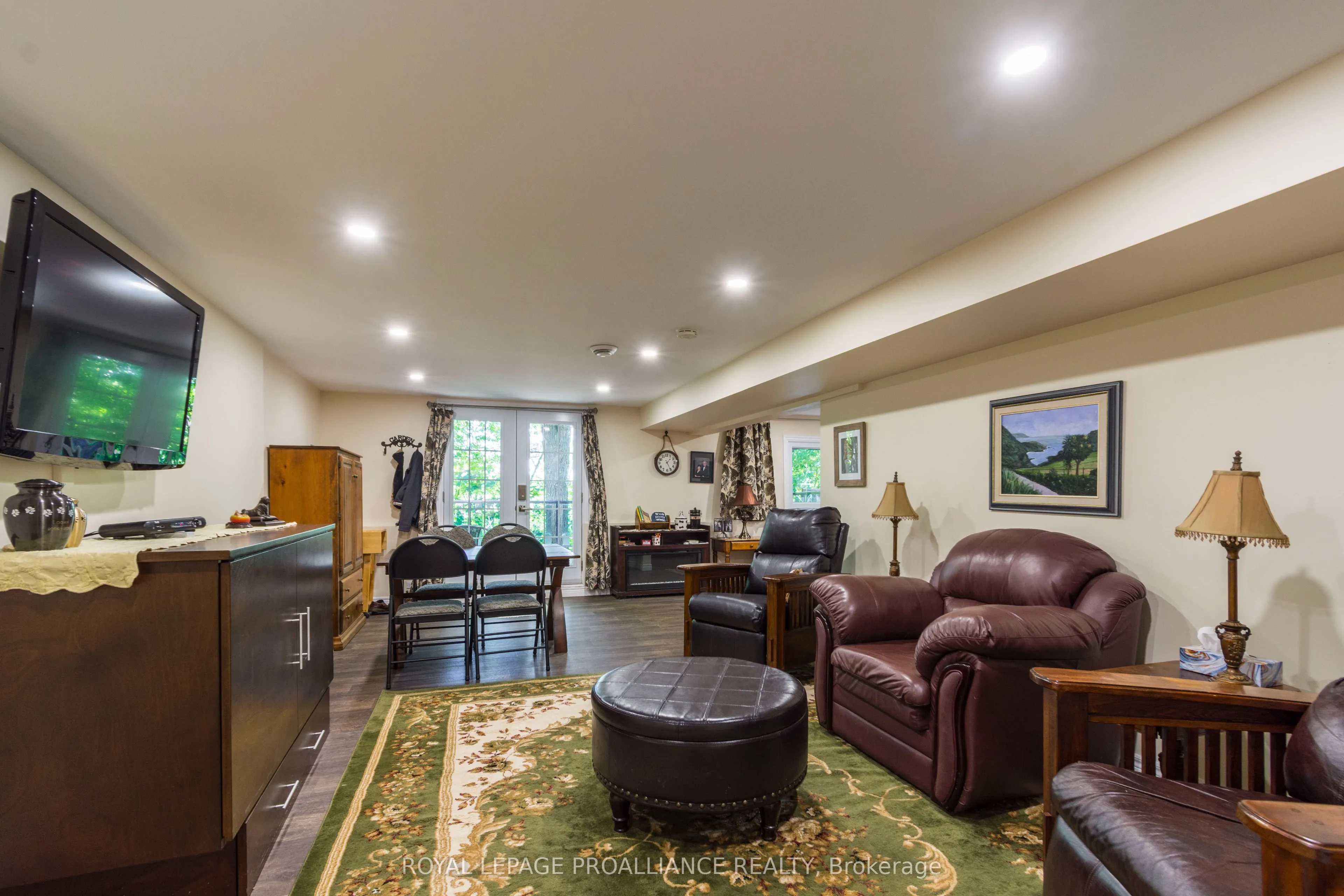 56 Parkview Heights