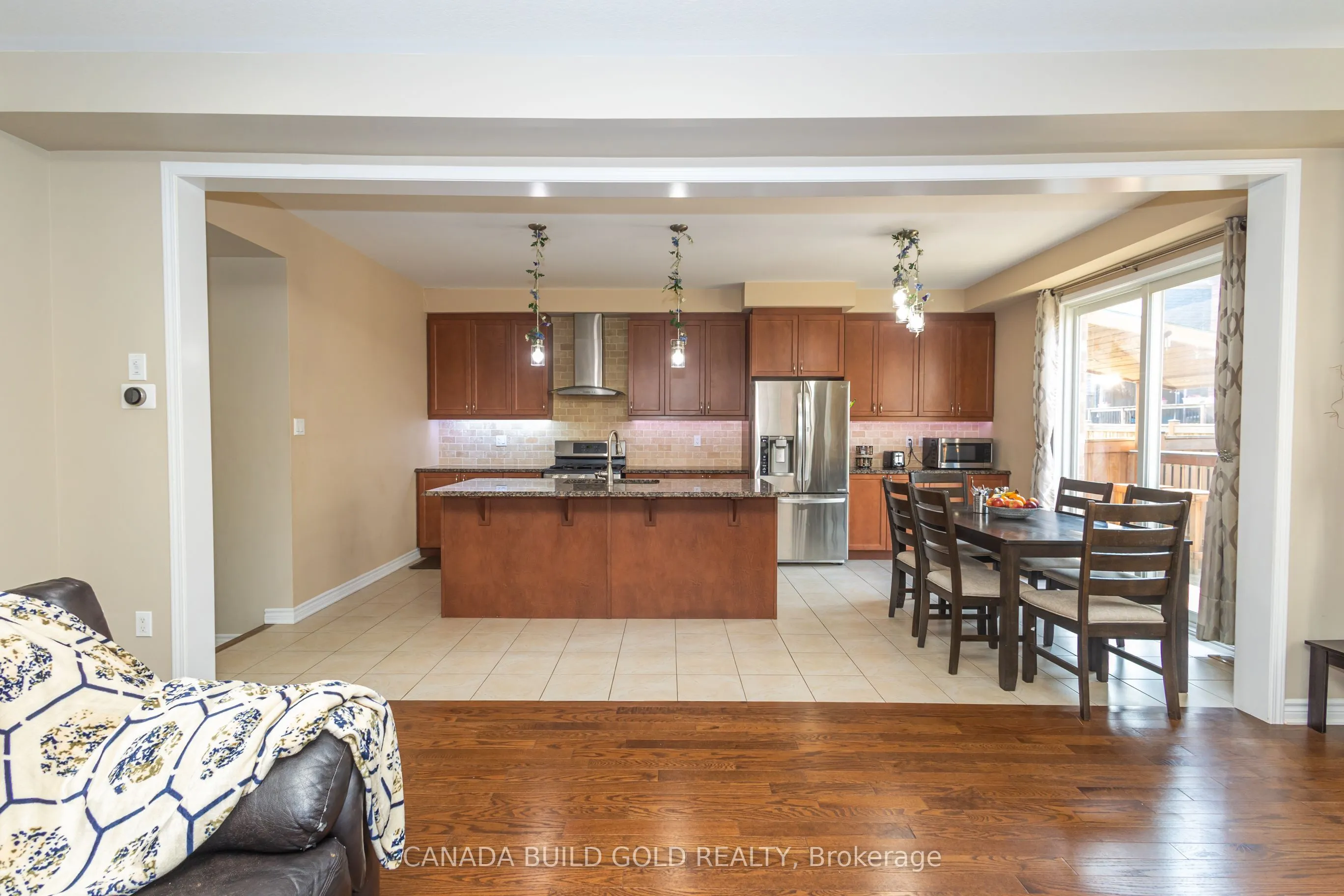 83 West Oak Trail