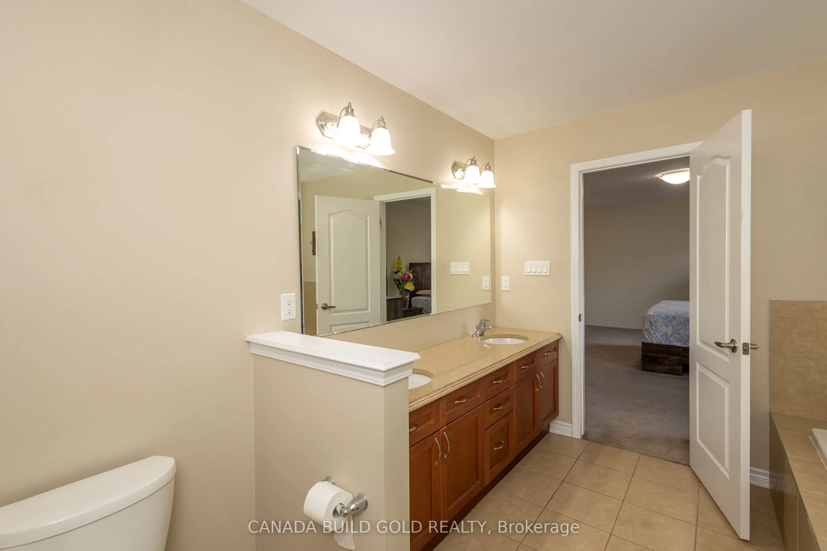 83 West Oak Trail