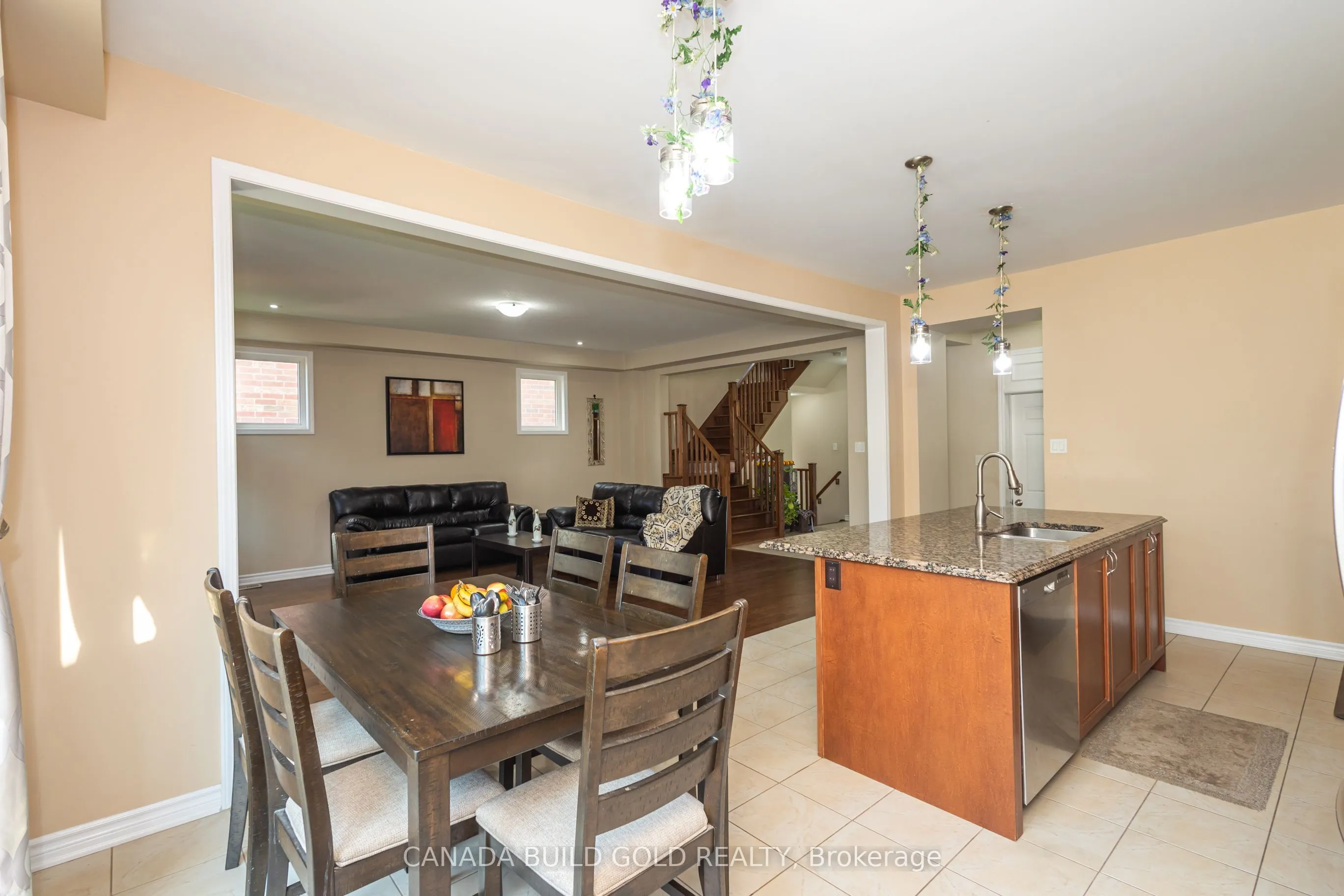 83 West Oak Trail