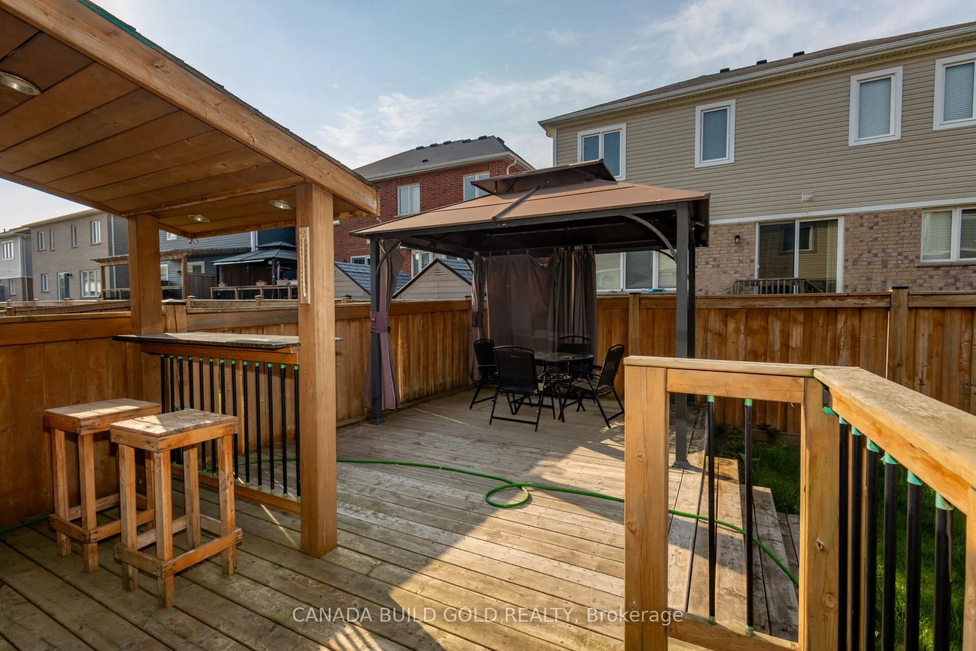 83 West Oak Trail