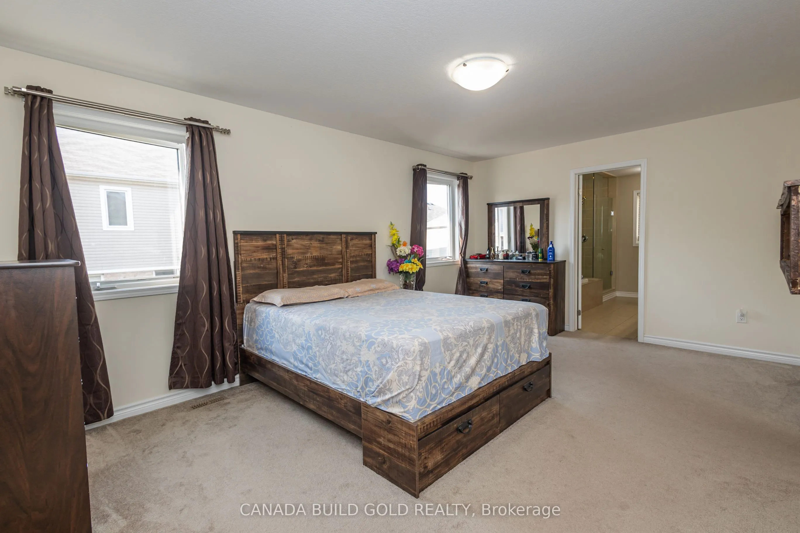 83 West Oak Trail