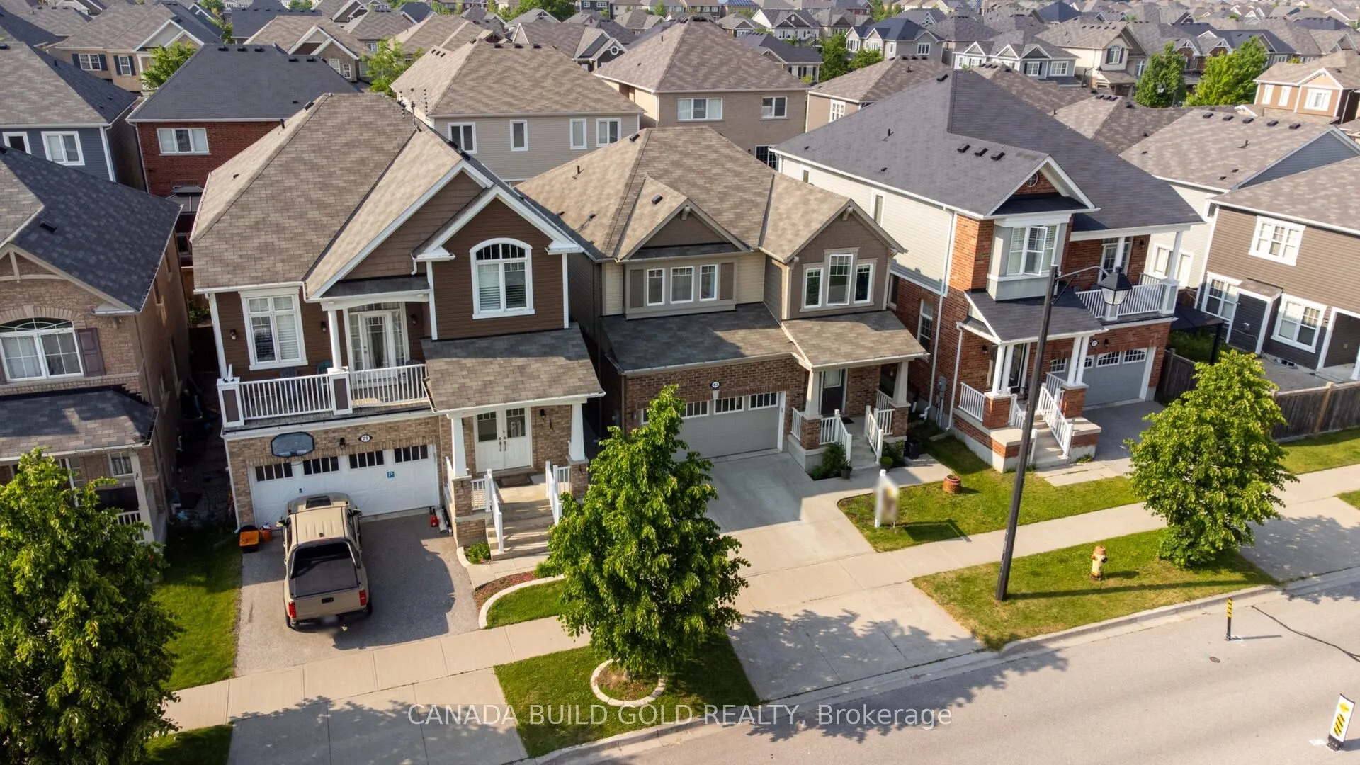 83 West Oak Trail