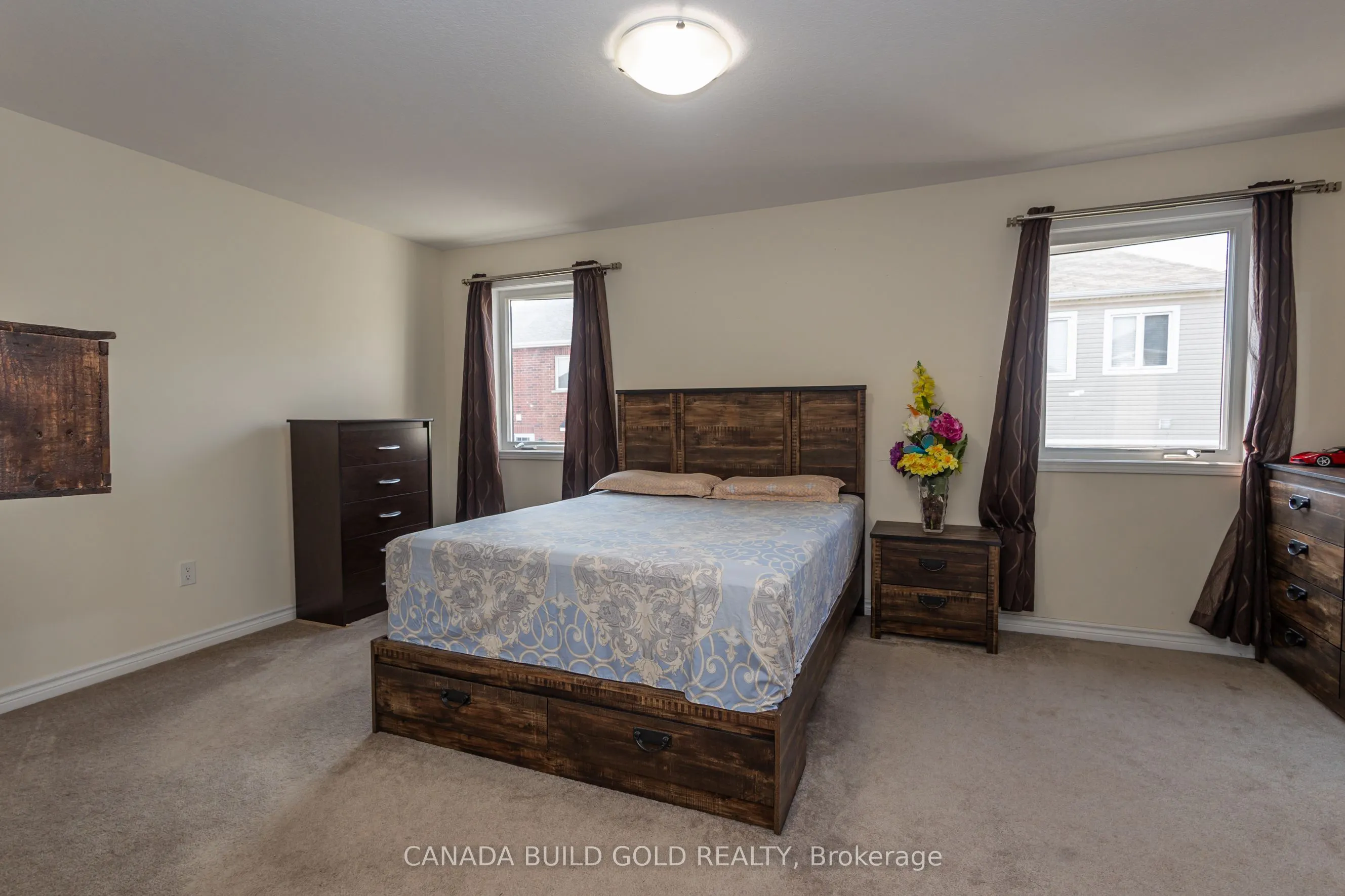 83 West Oak Trail