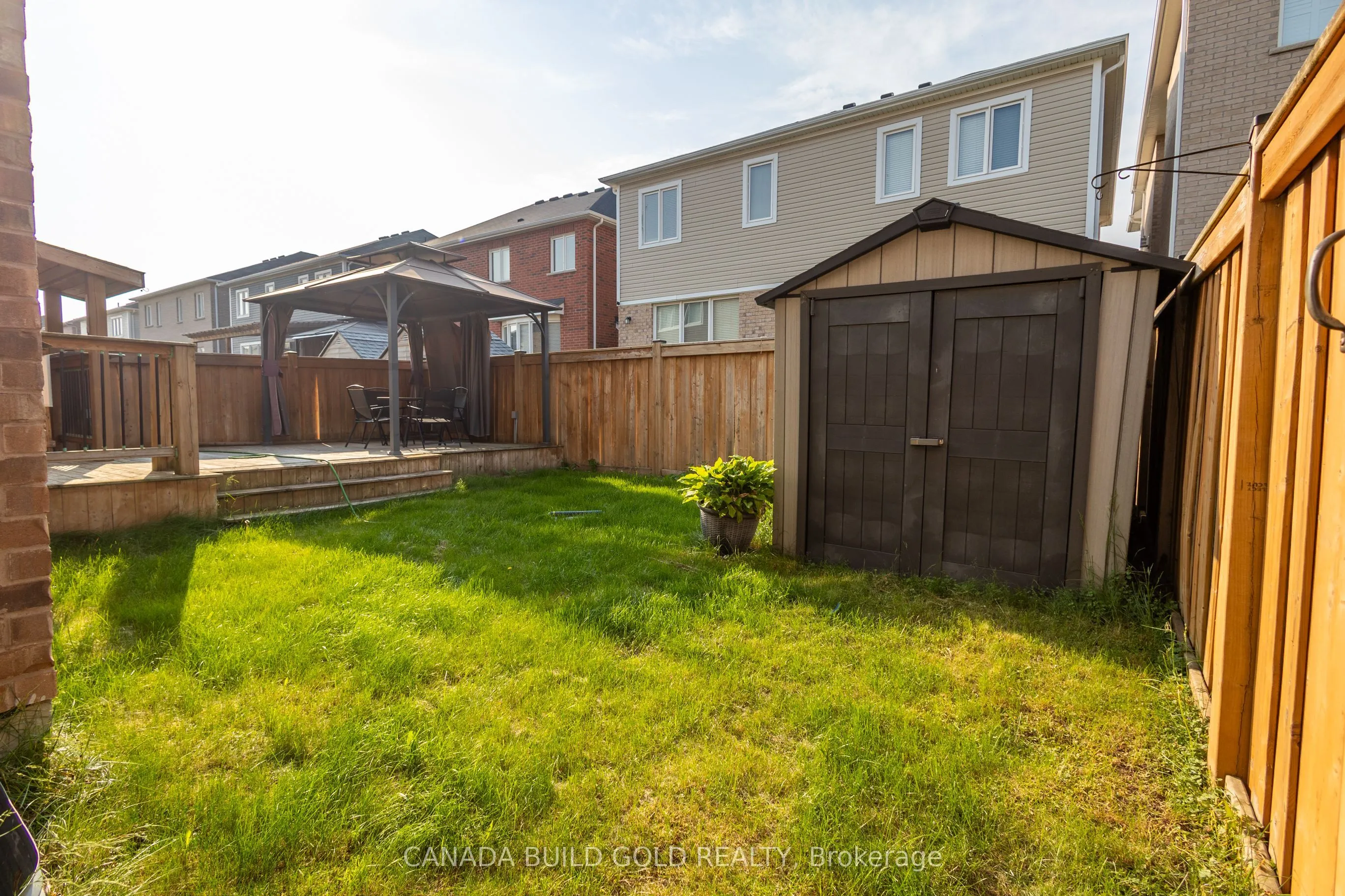 83 West Oak Trail