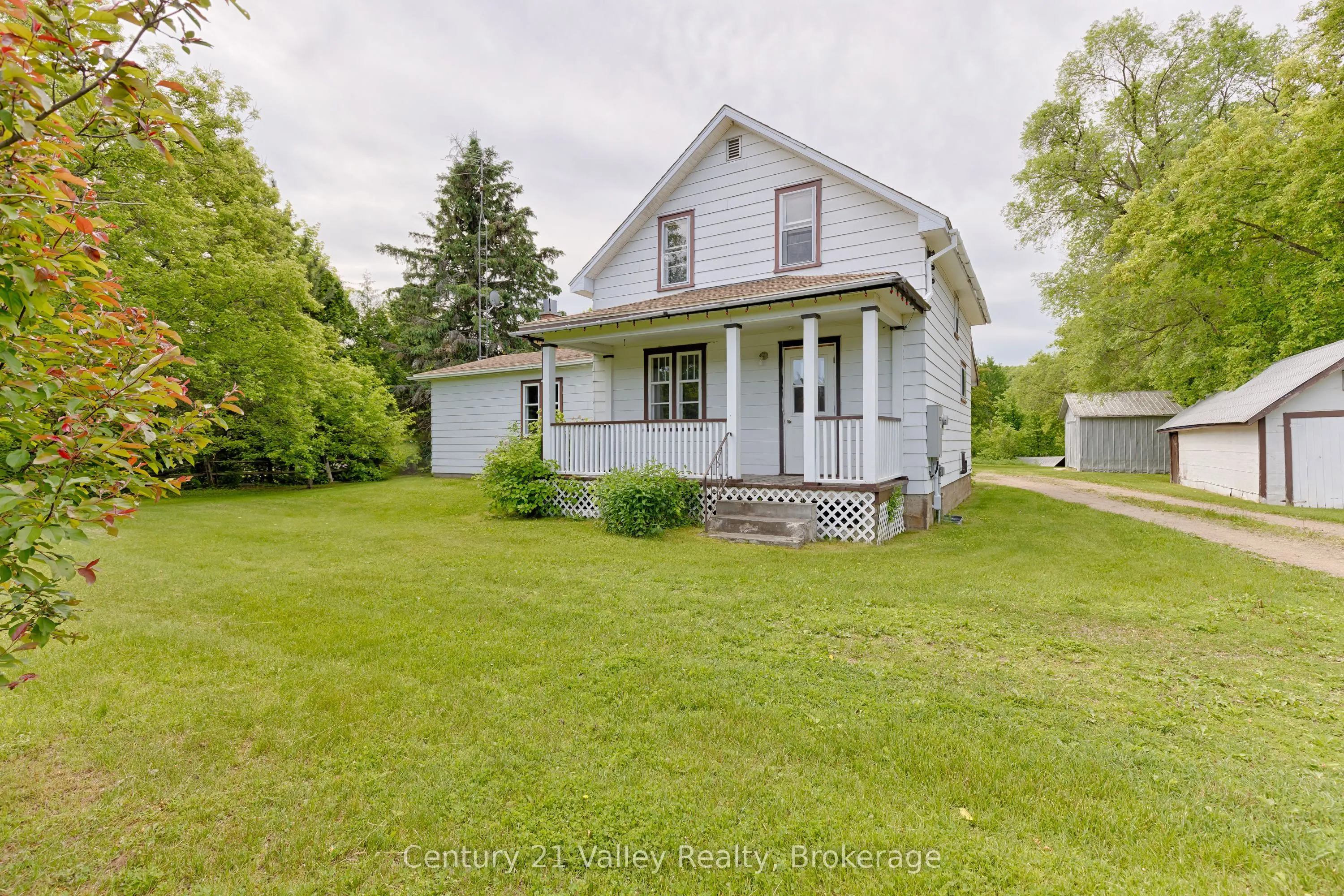 3879 Foymount Road