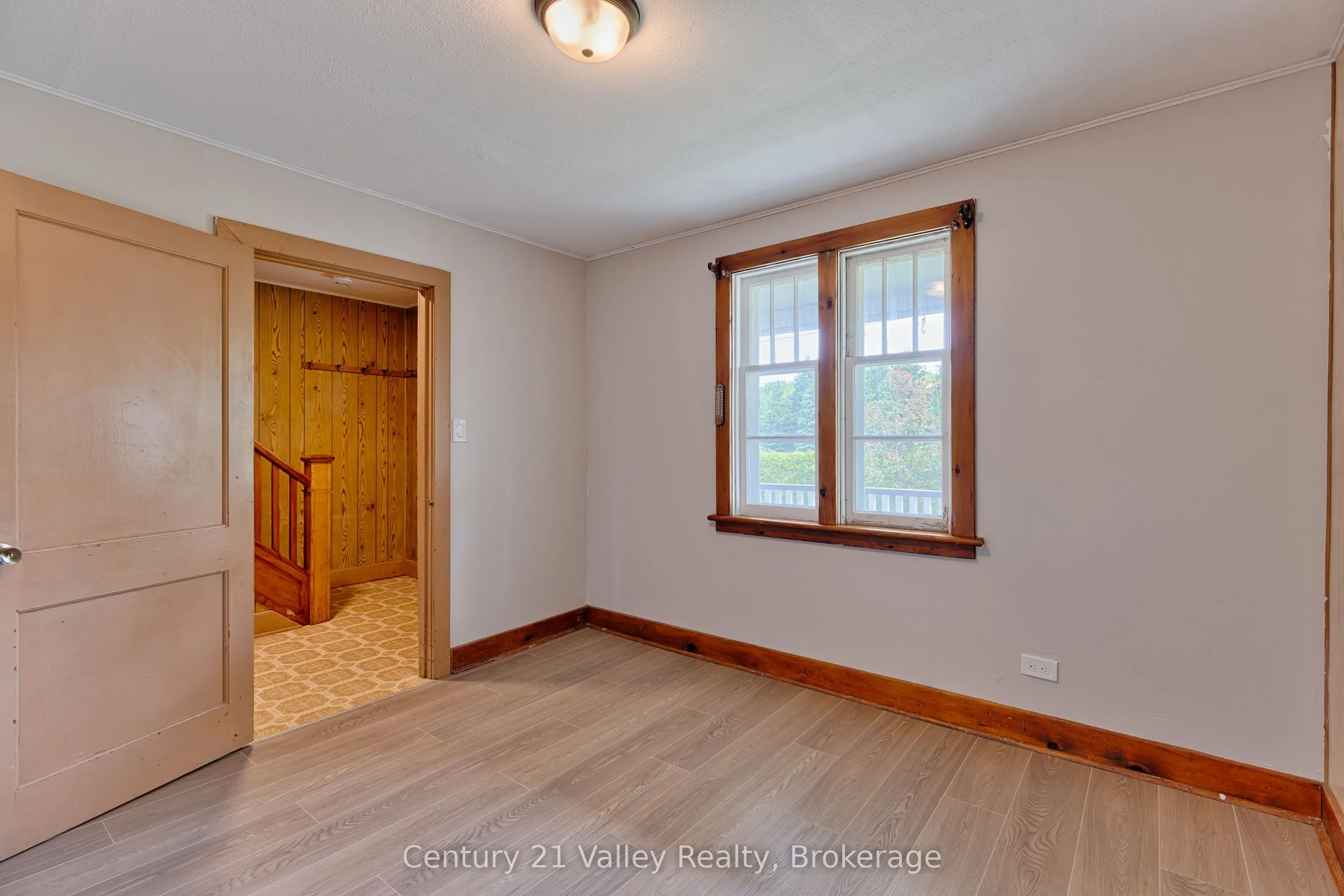 3879 Foymount Road