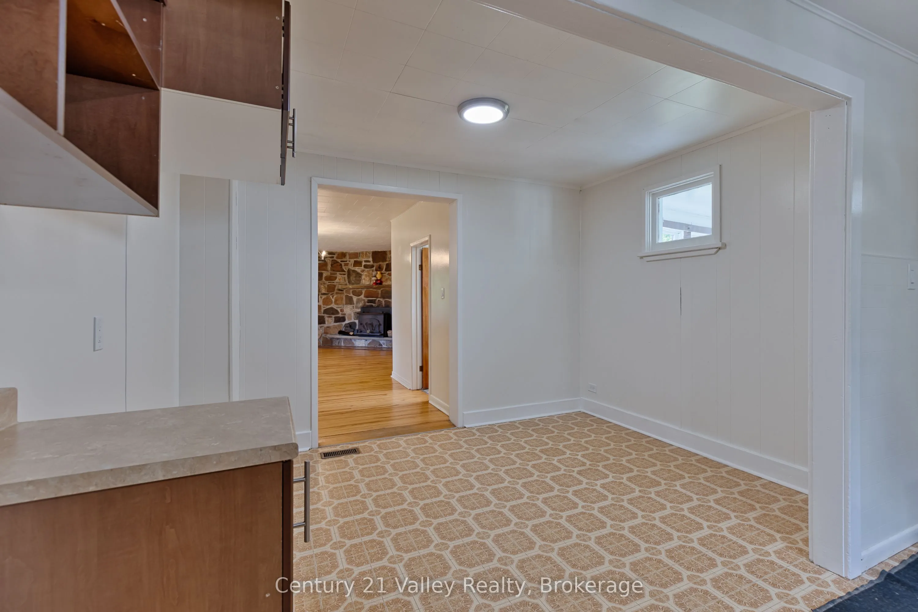 3879 Foymount Road