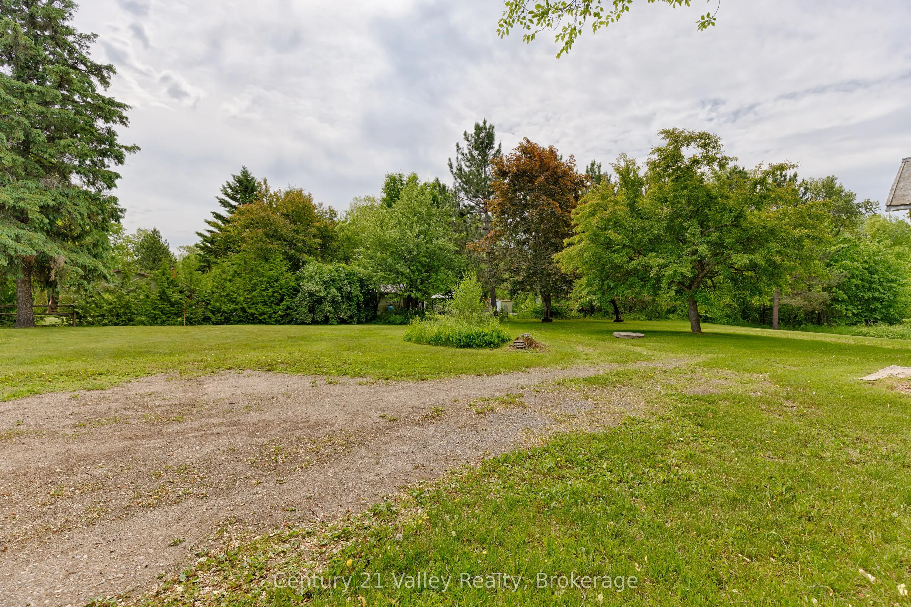 3879 Foymount Road