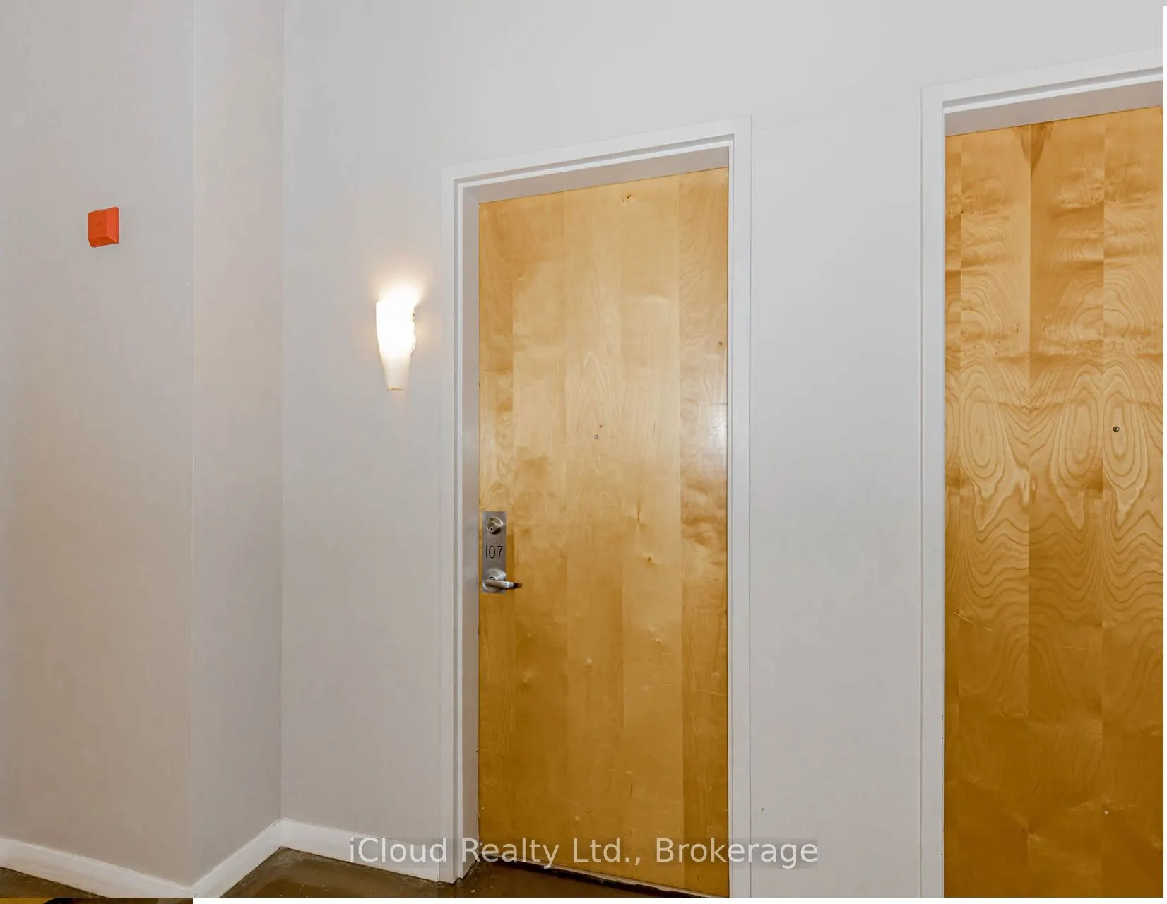 66 Bay Street S #107