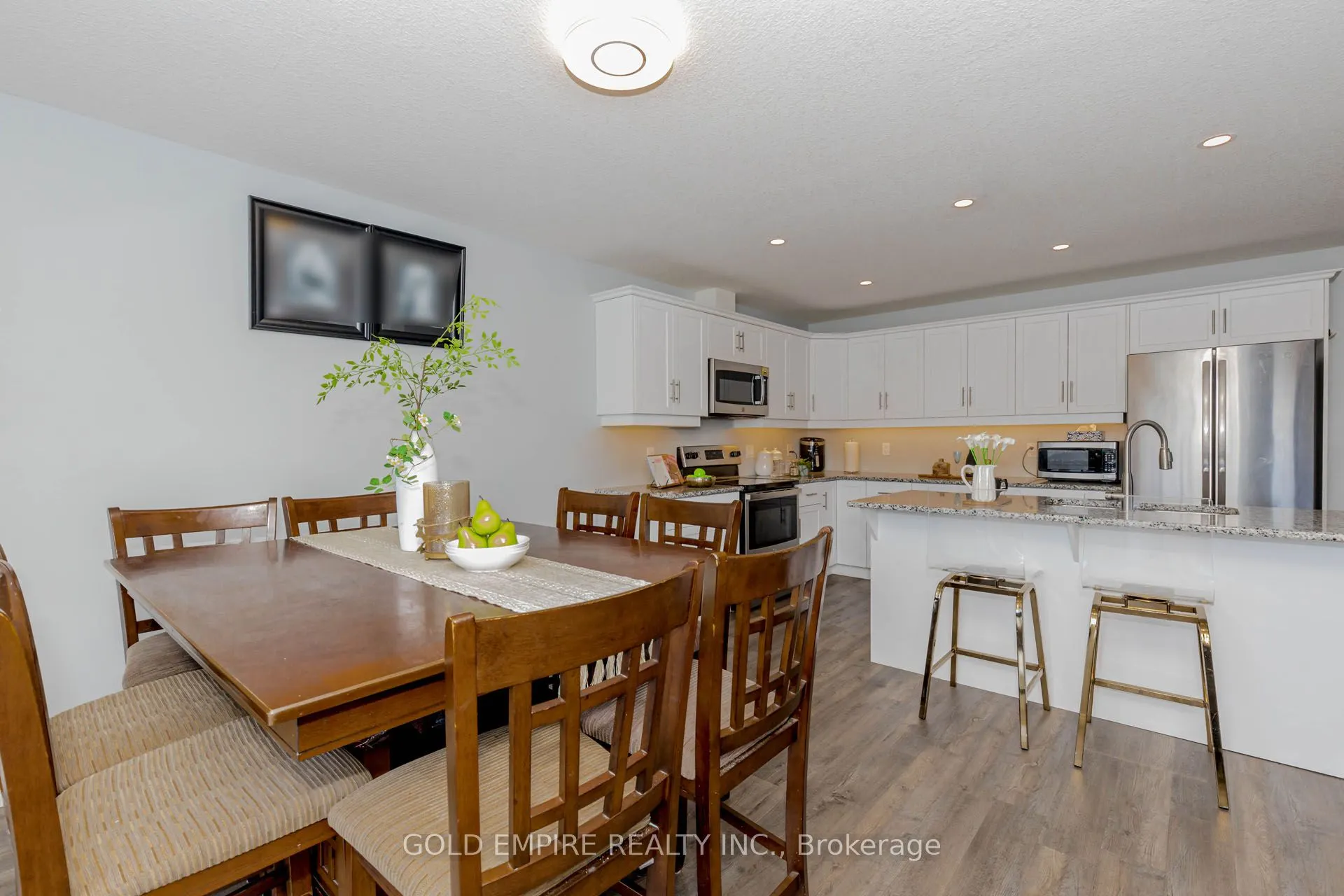 28 MINLER Street, #6