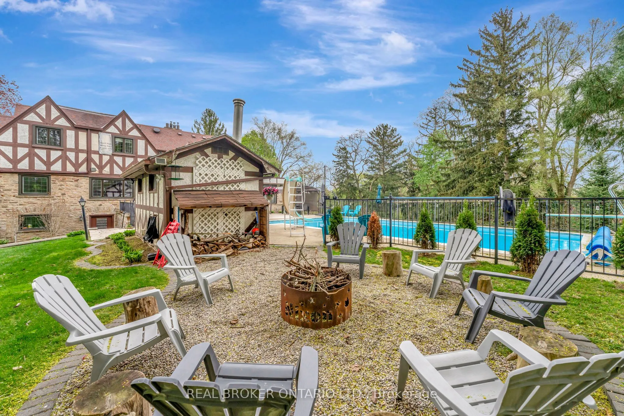26 Evergreen Hill Road