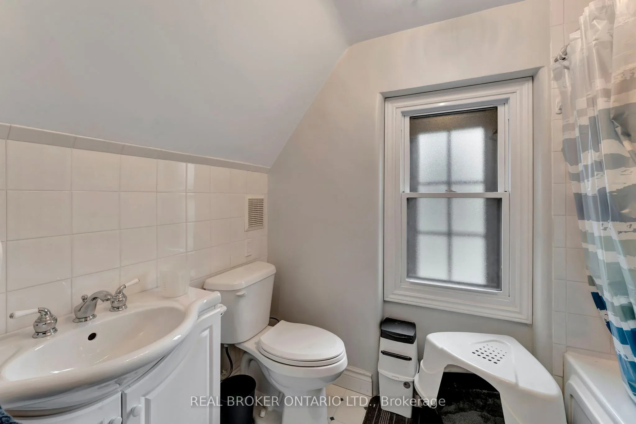 26 Evergreen Hill Road