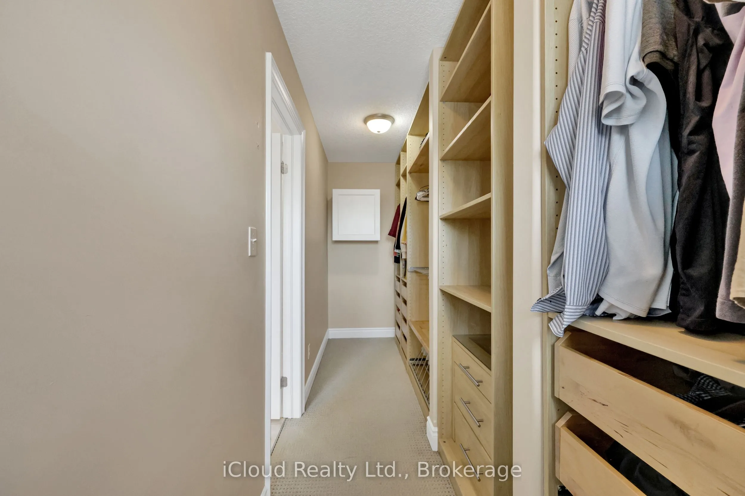 803 SPITFIRE Street