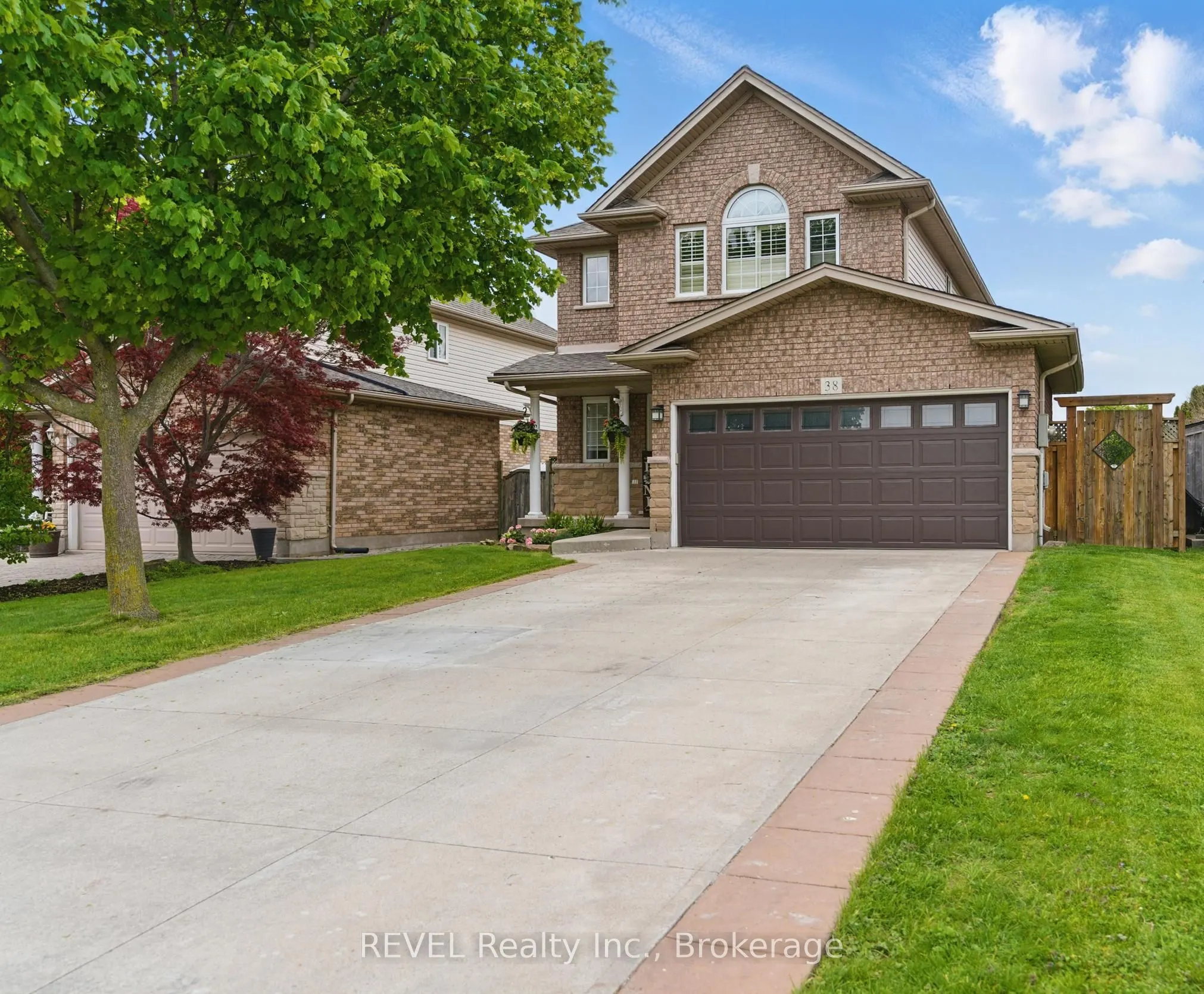 38 Udell Way