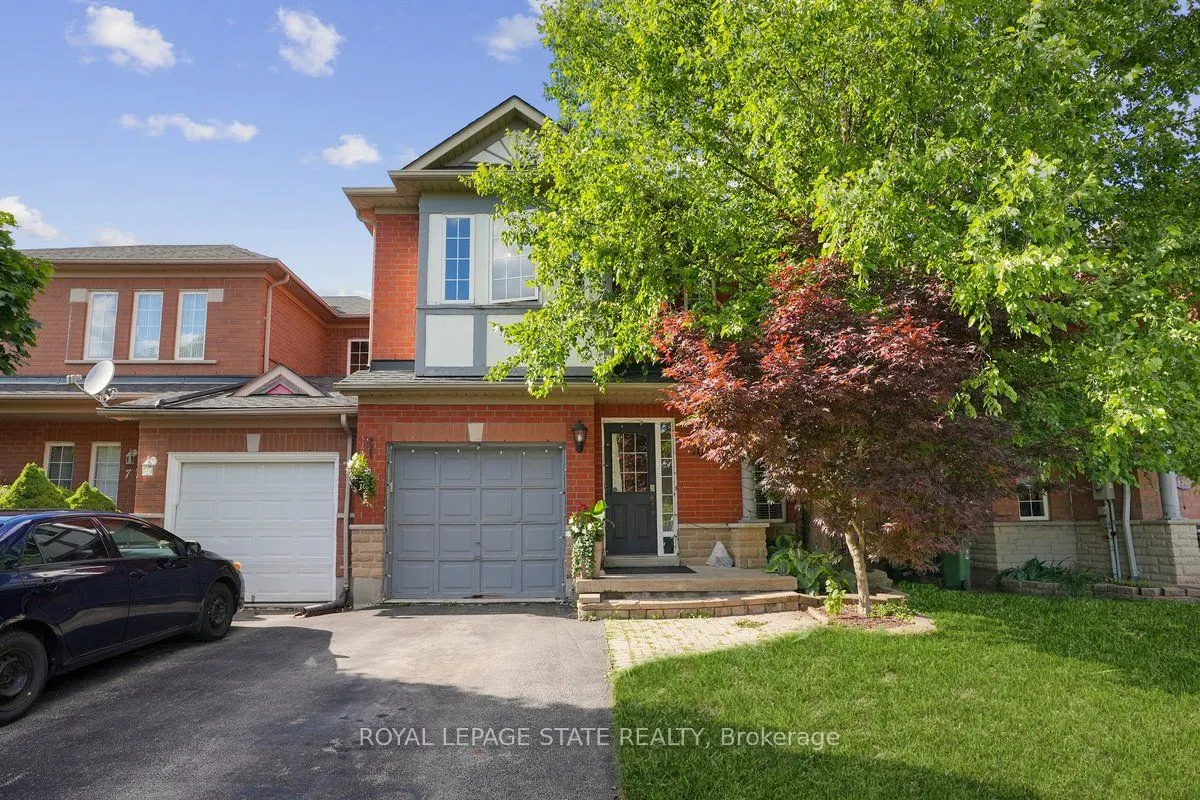 70 Moore Crescent