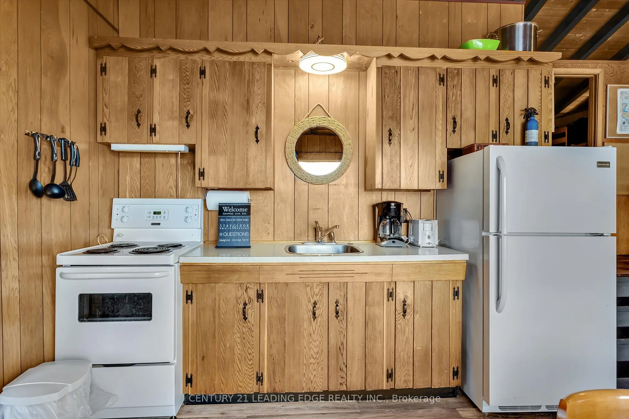 1956 WHITE LAKE Road E