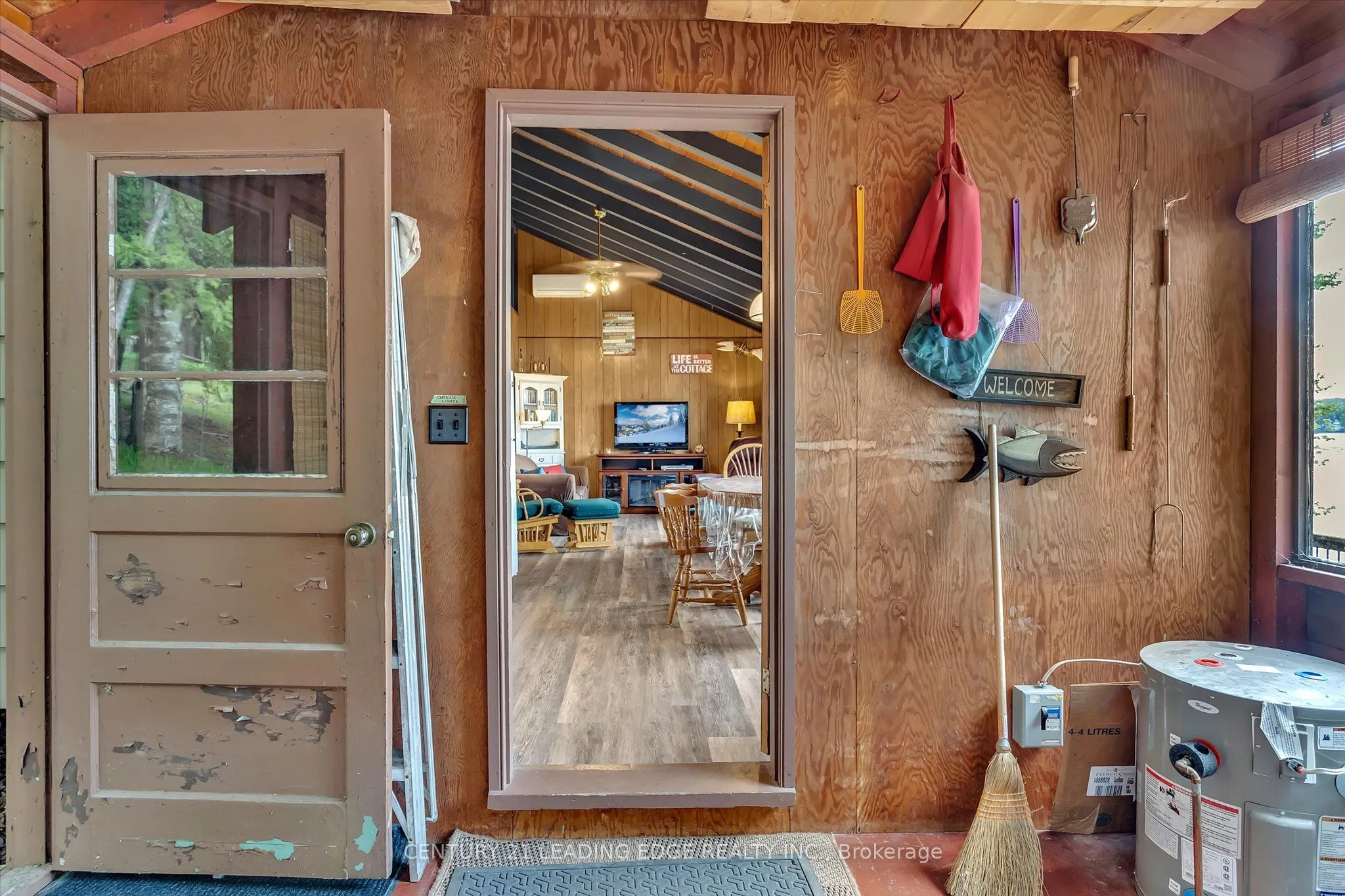 1956 WHITE LAKE Road E