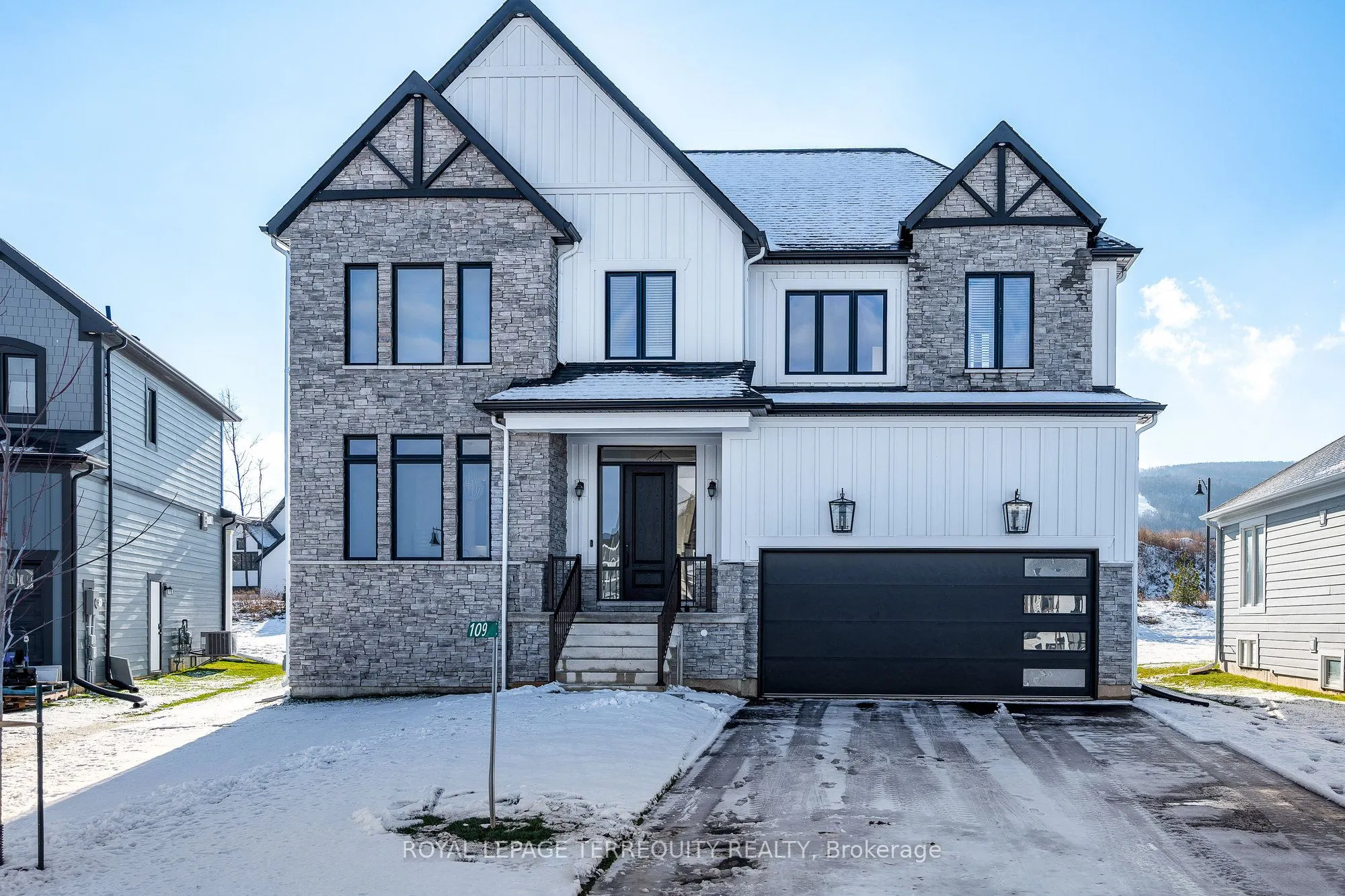 109 Stillwater Crescent, #S/T
