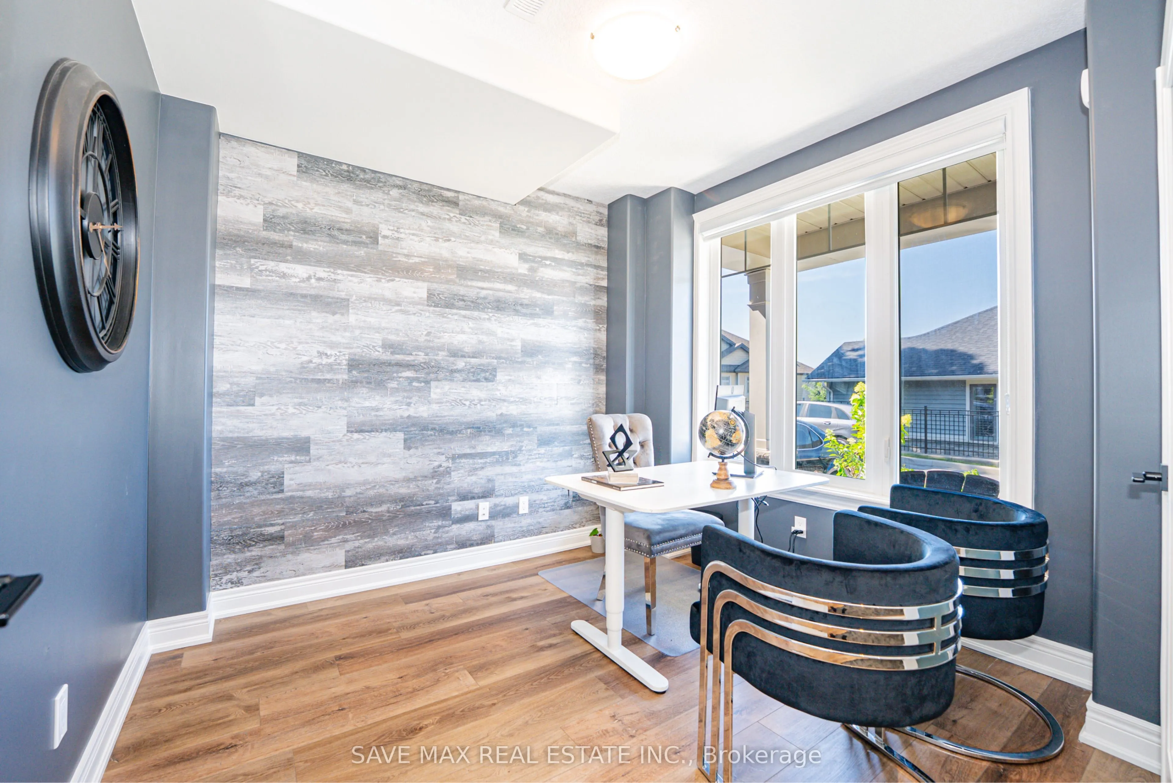 2848 King Street, #11
