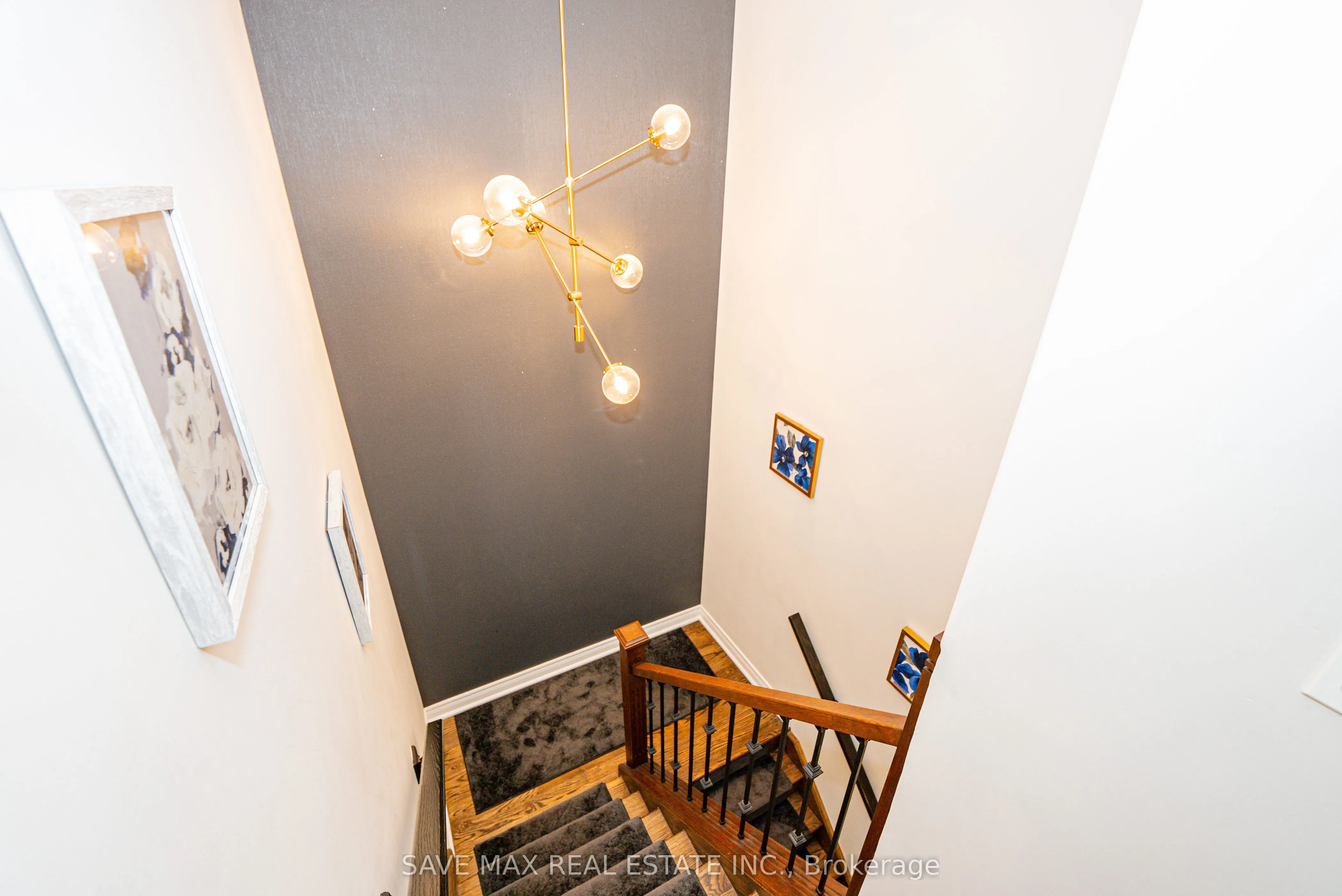 2848 King Street, #11