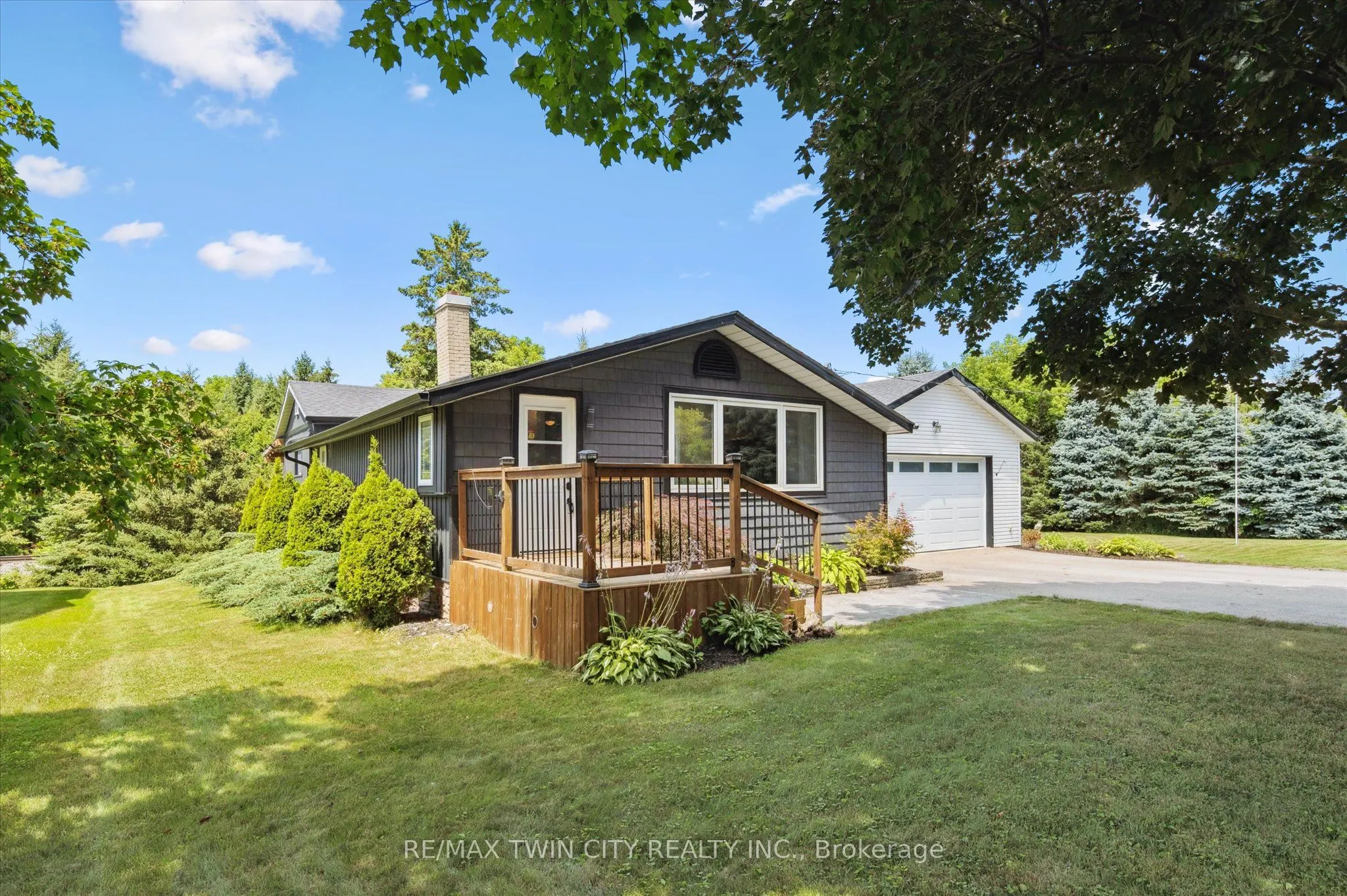 585033 County 9 Road