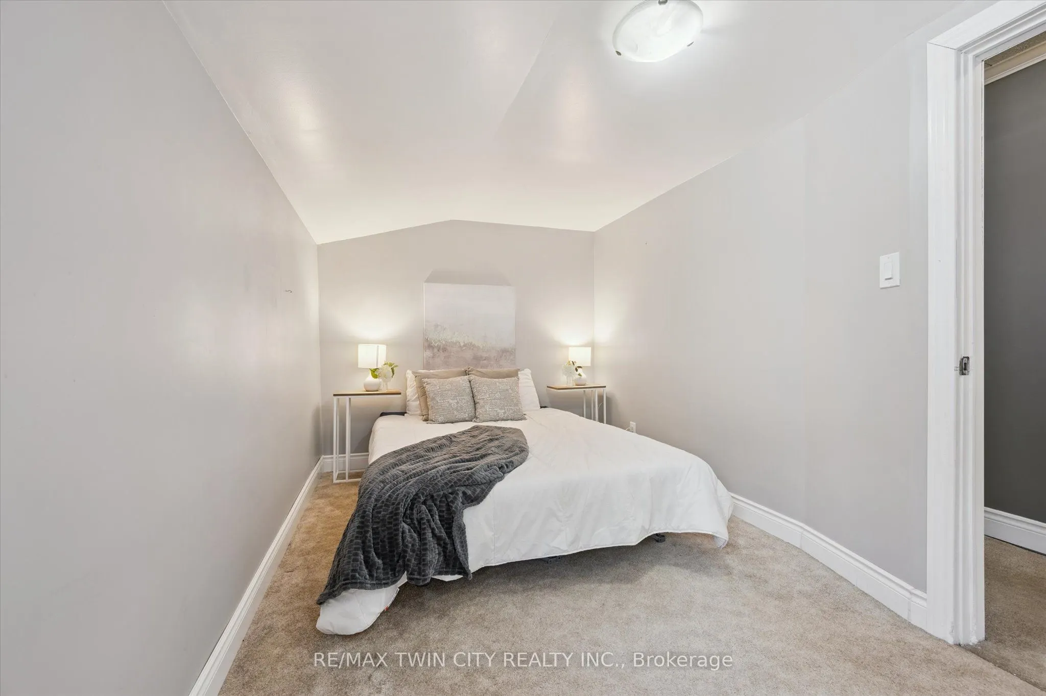 585033 County 9 Road