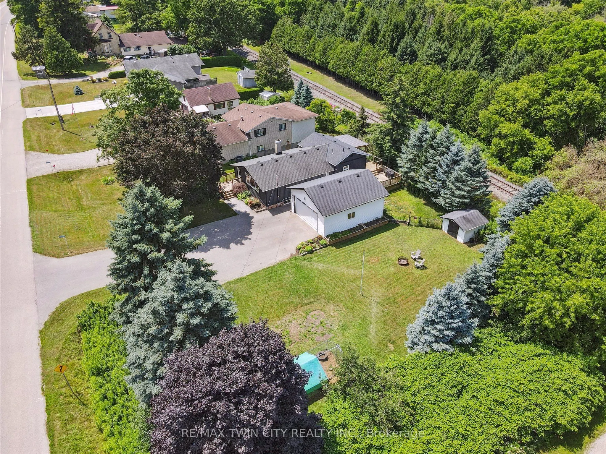 585033 County 9 Road