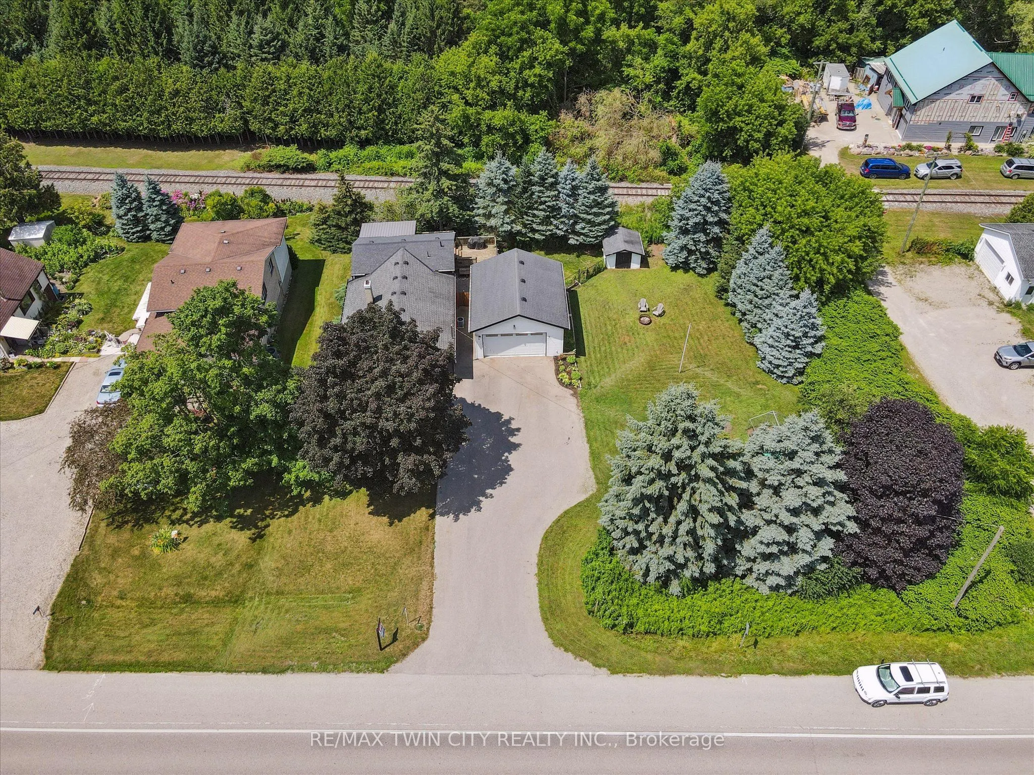 585033 County 9 Road