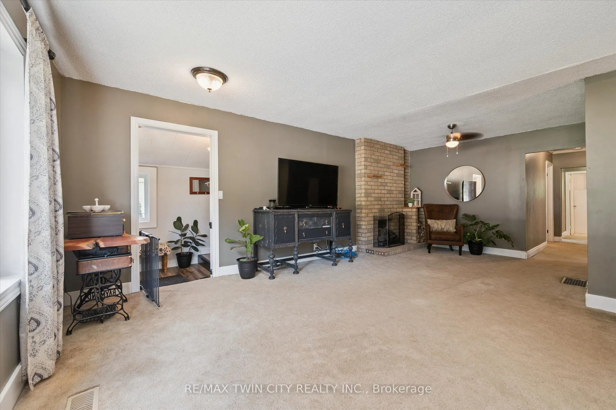 585033 County 9 Road