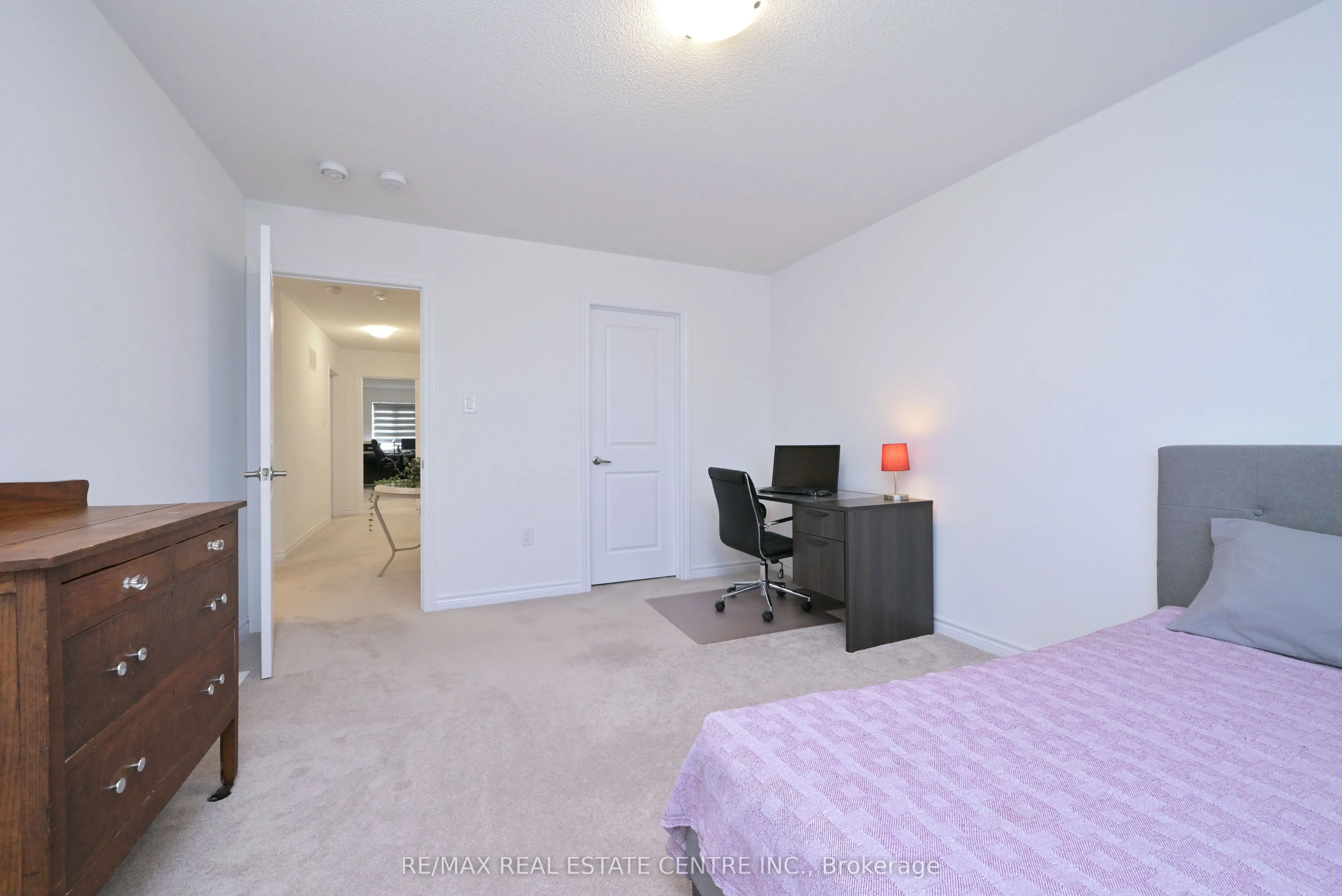 166 Seeley Avenue