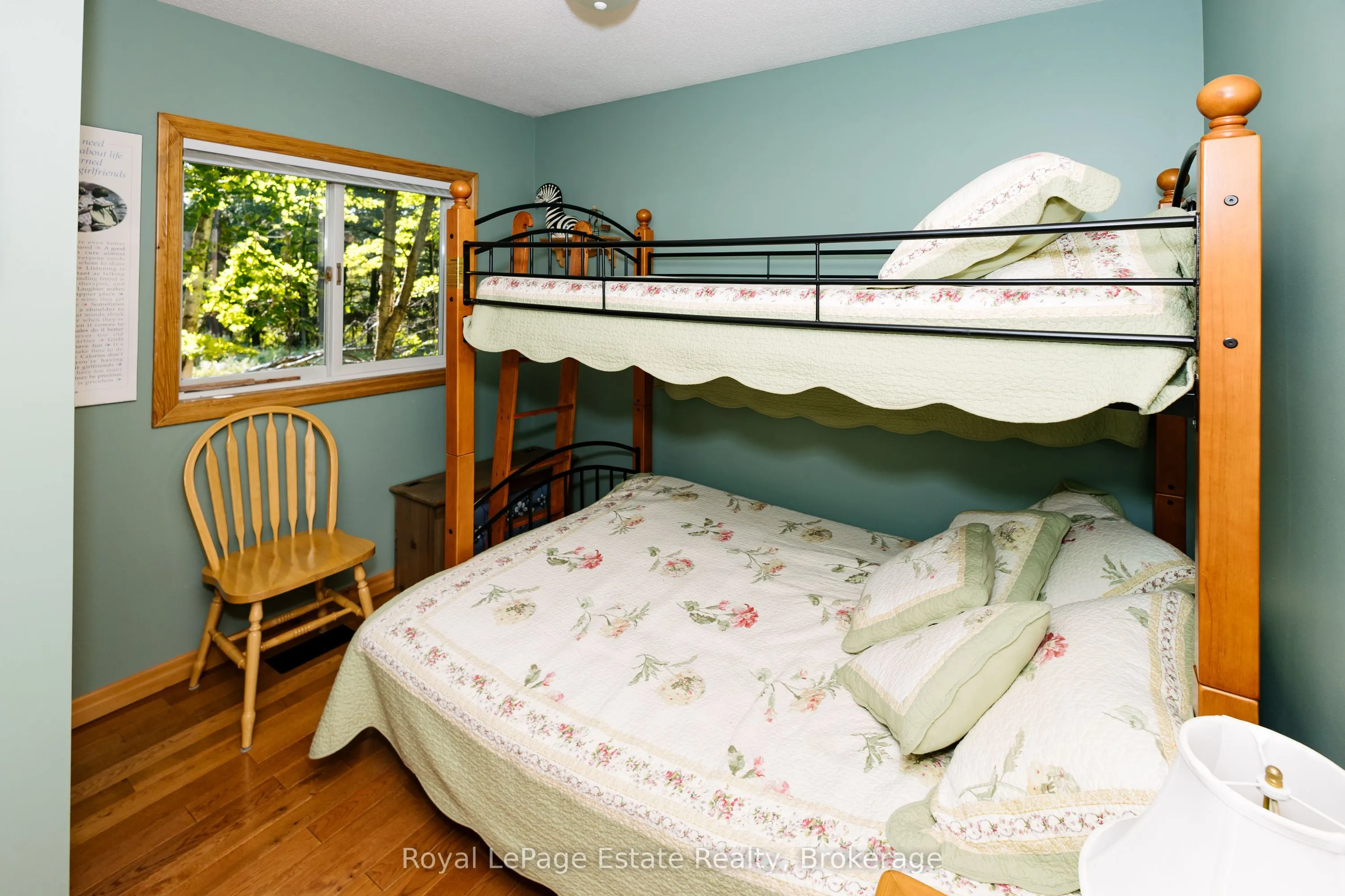 1157 Between Lakes Trail