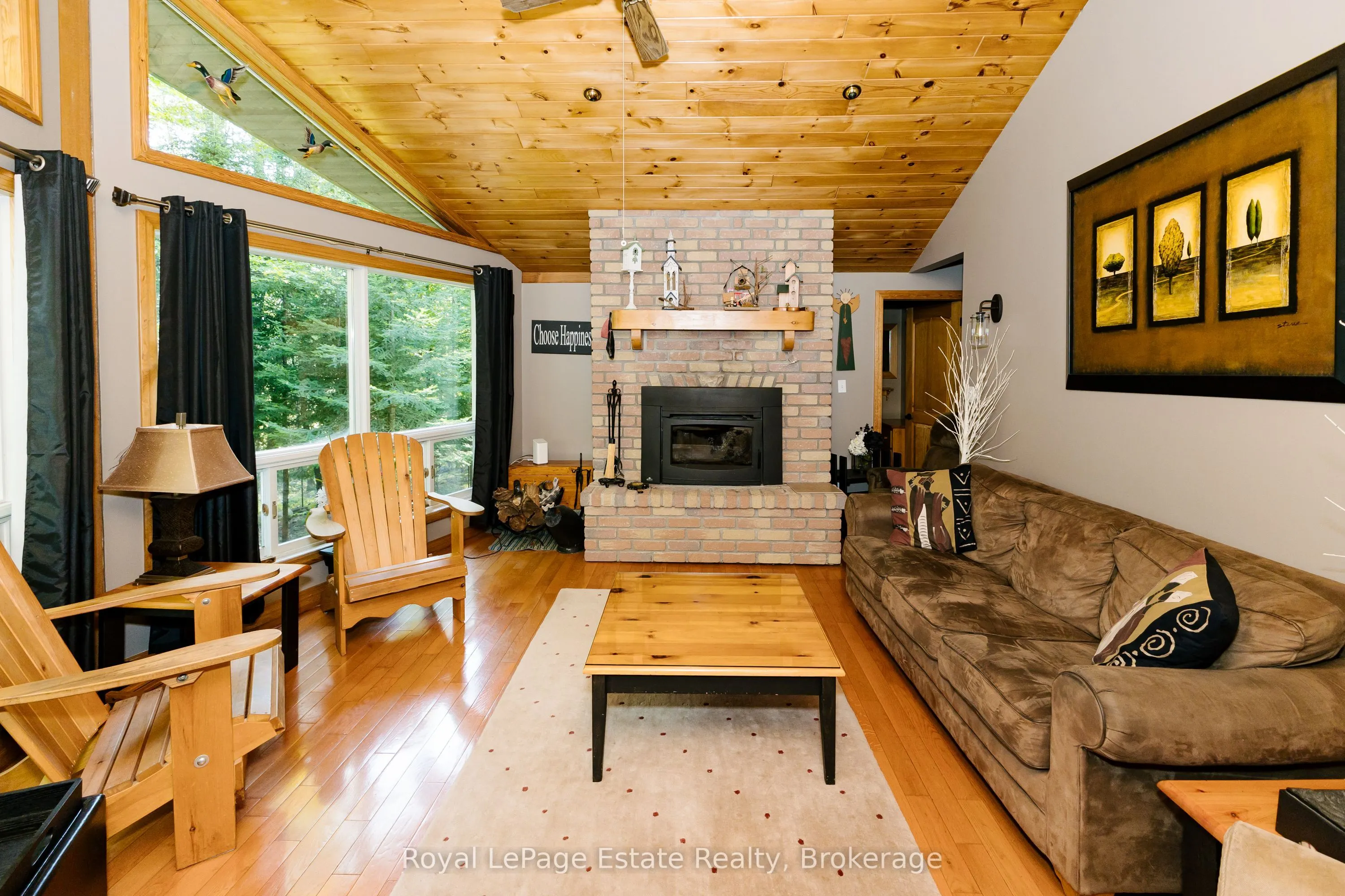 1157 Between Lakes Trail