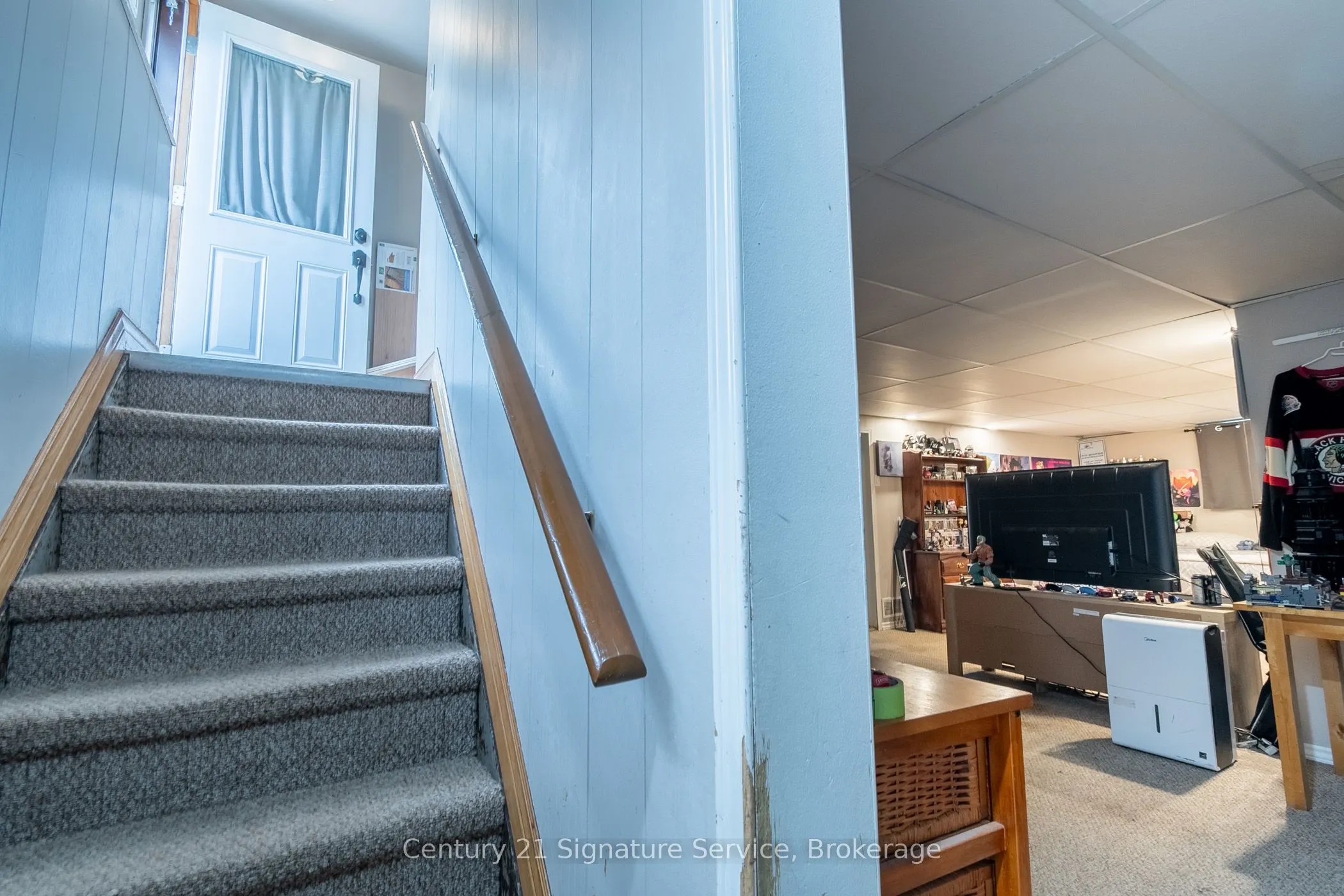 523 Clarence Street