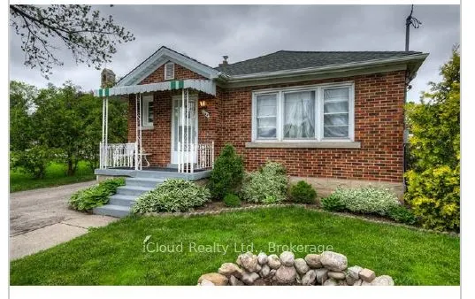 444 Stirling Avenue S, #Main Floor