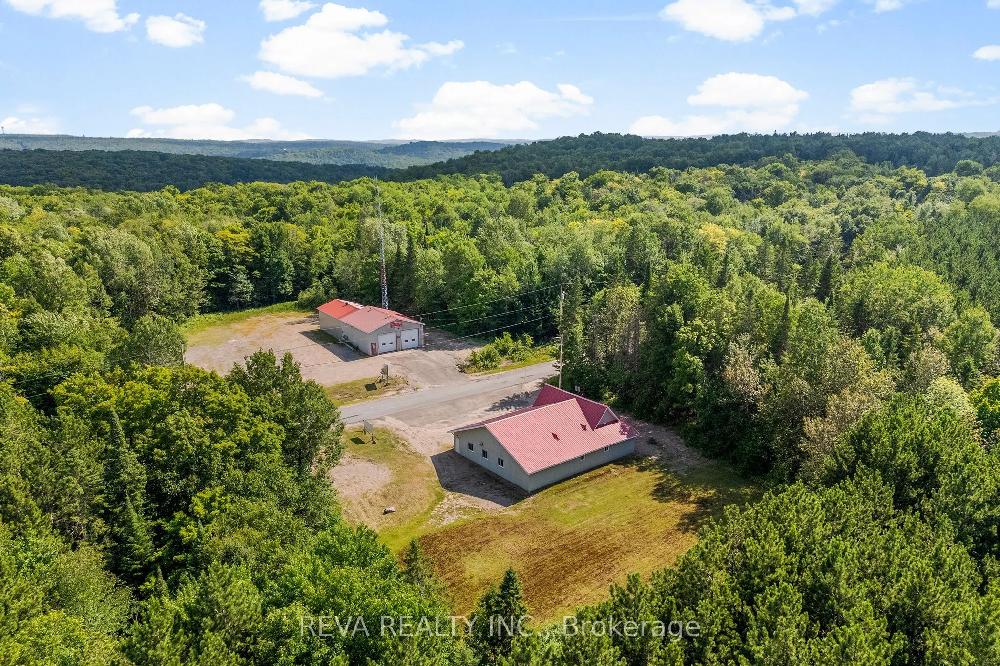 786 Centreview Road