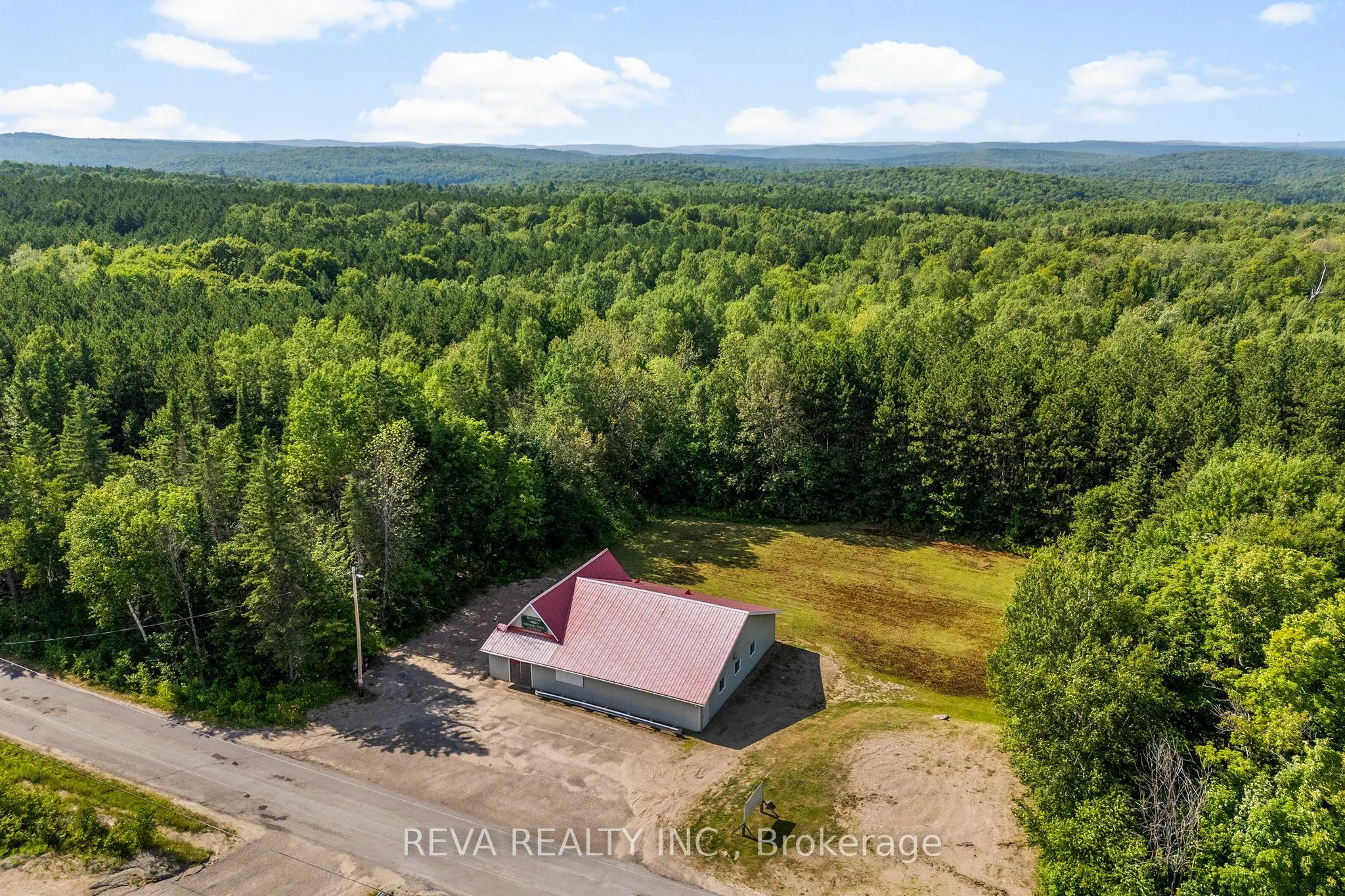 786 Centreview Road