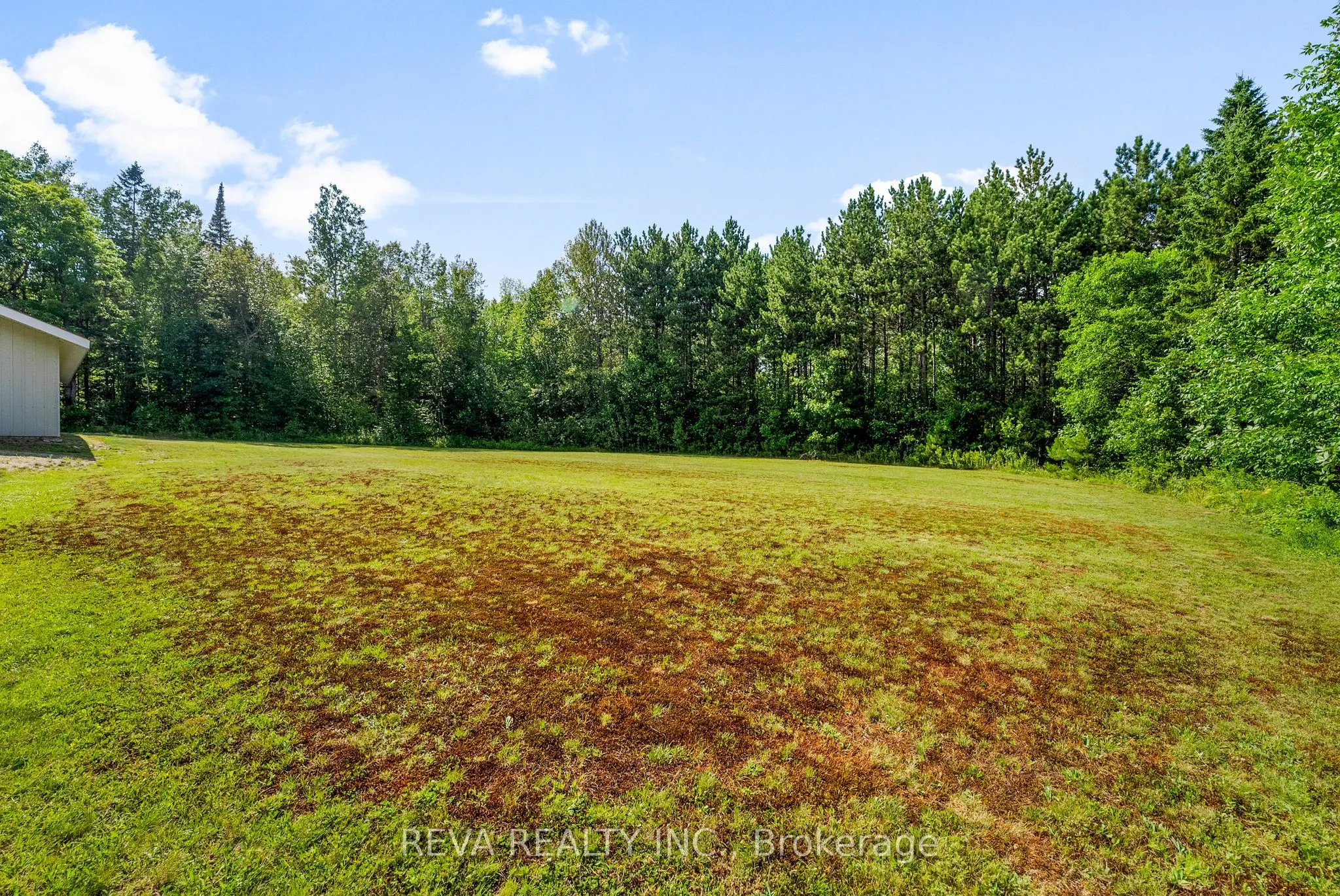 786 Centreview Road