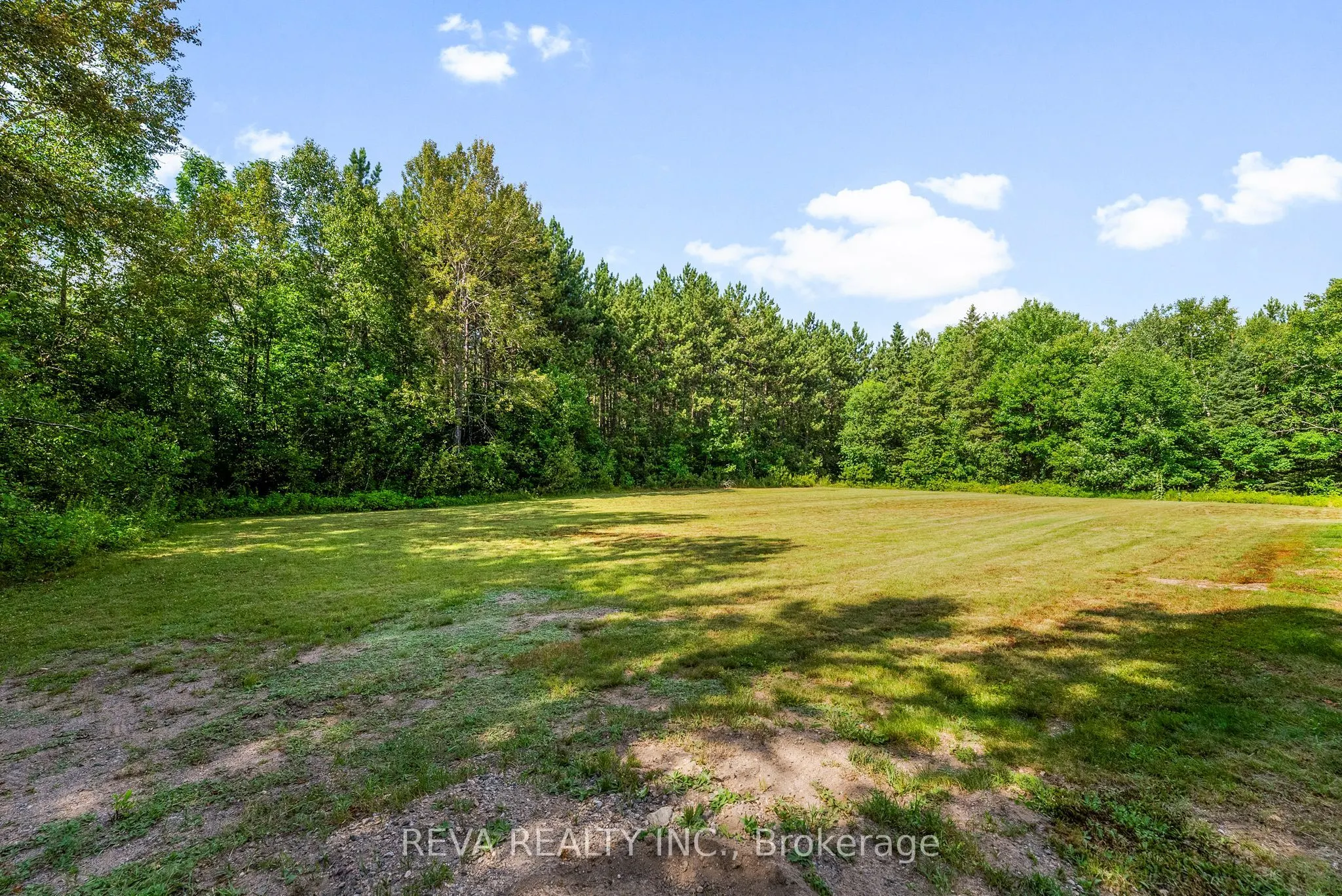 786 Centreview Road