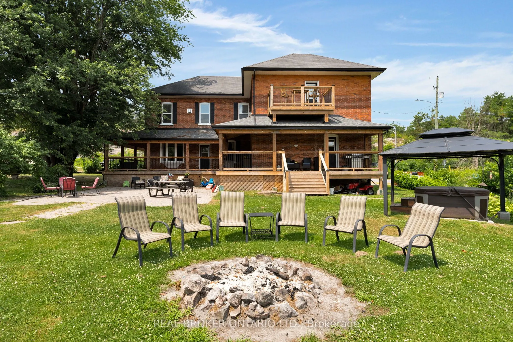 1002 Cowbell Lane