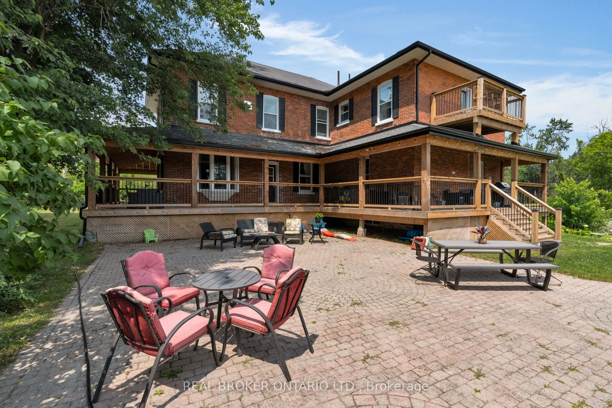 1002 Cowbell Lane