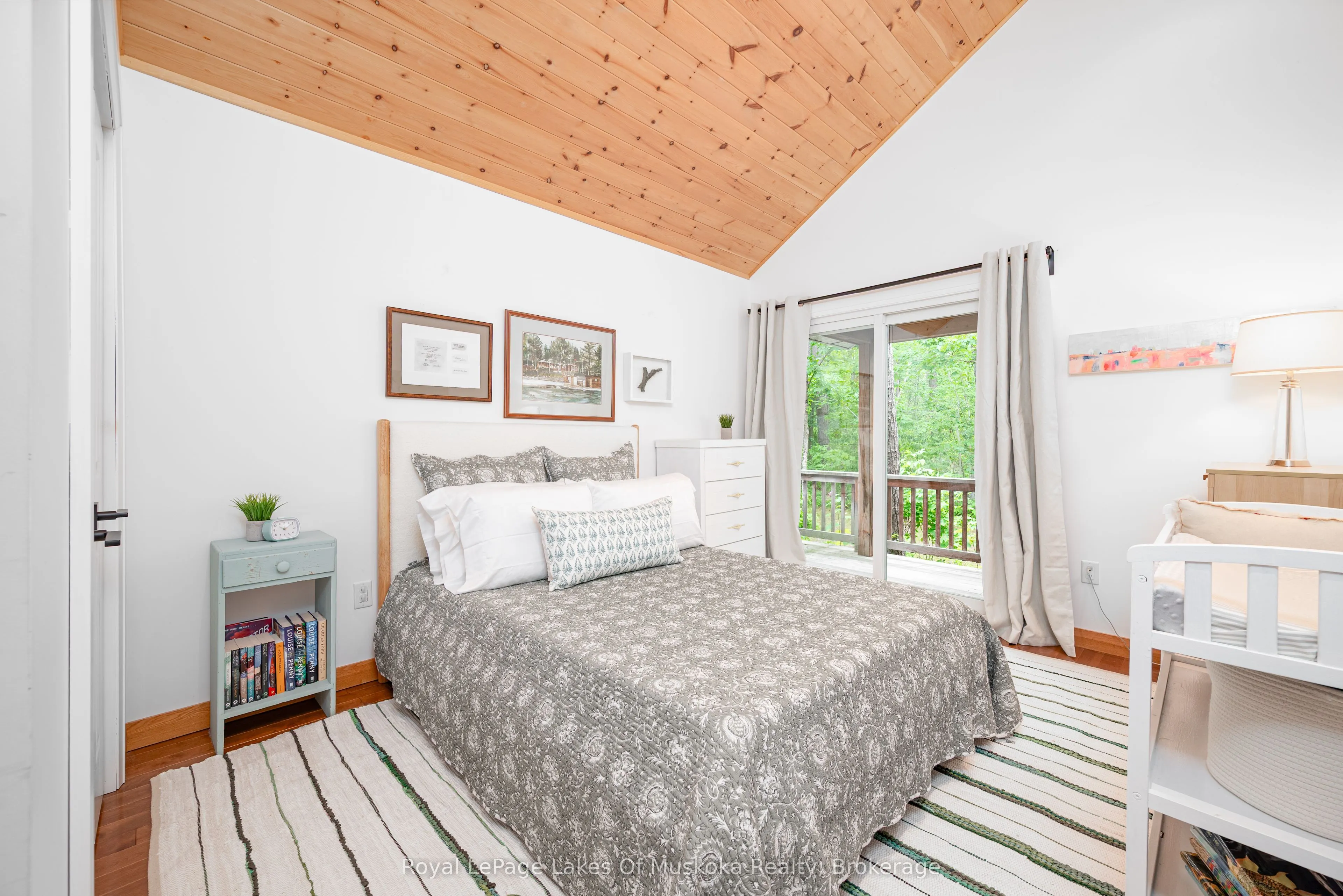 30 Forest Road
