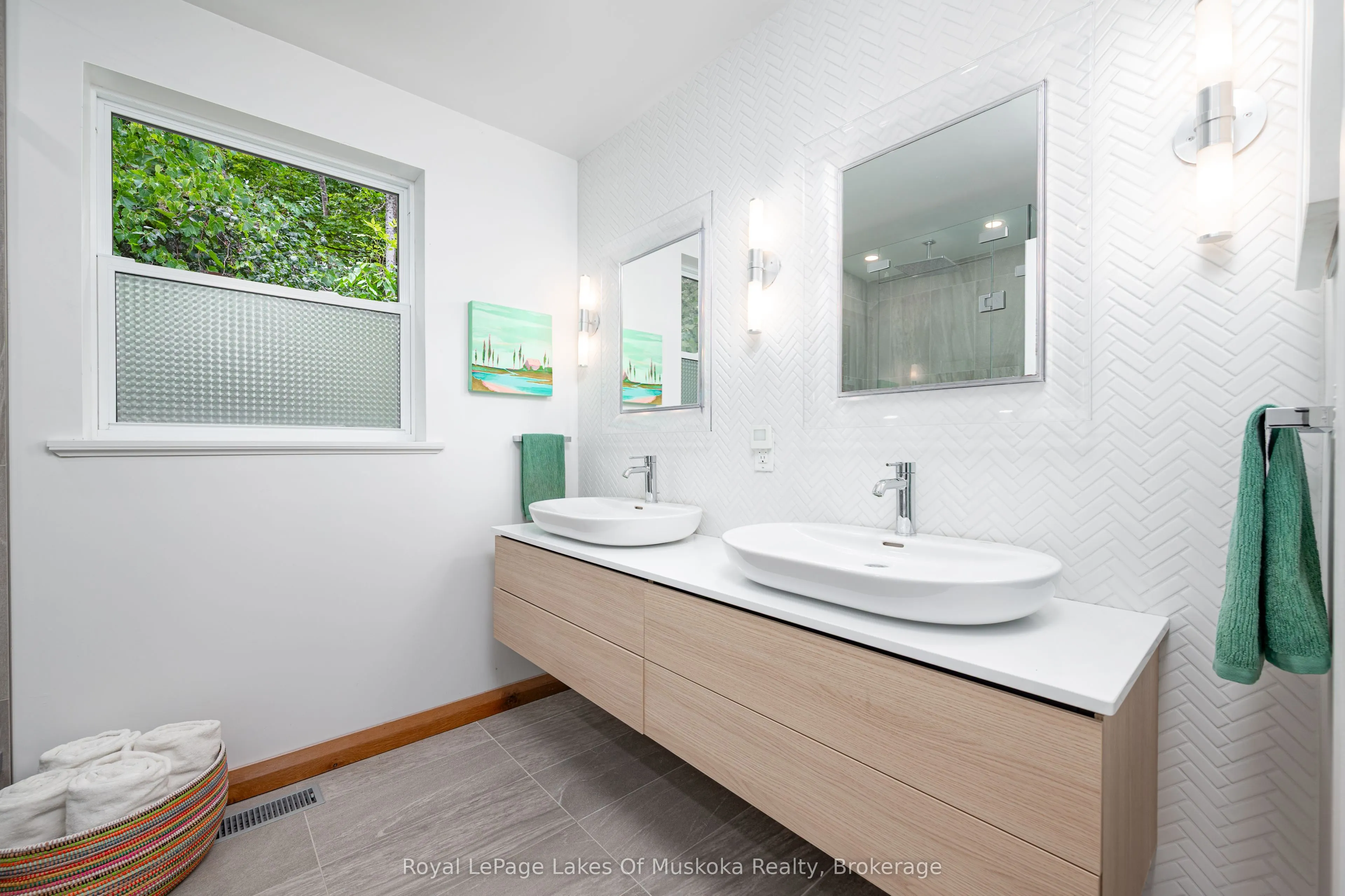 30 Forest Road