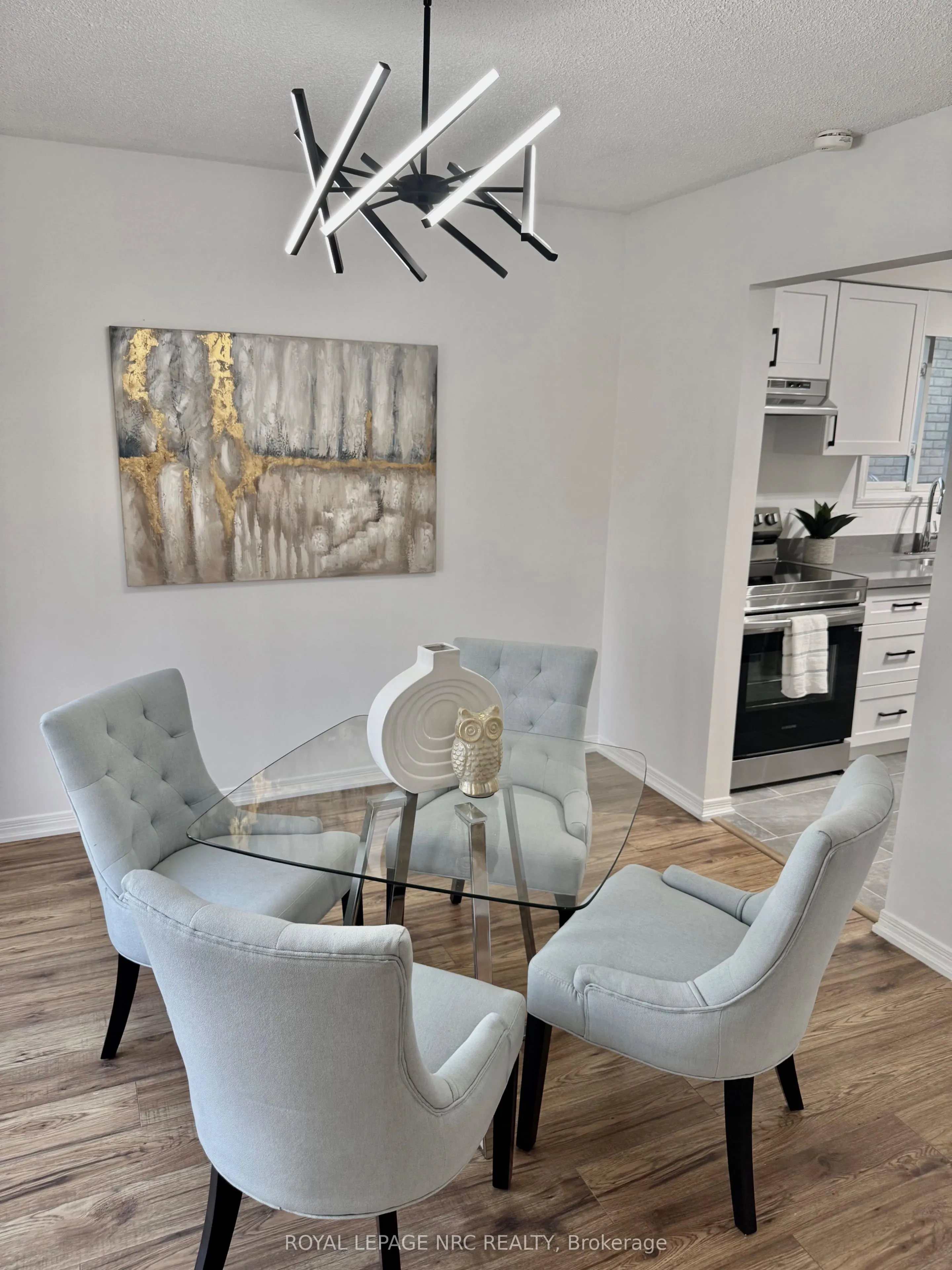 10 Cornwell Circle