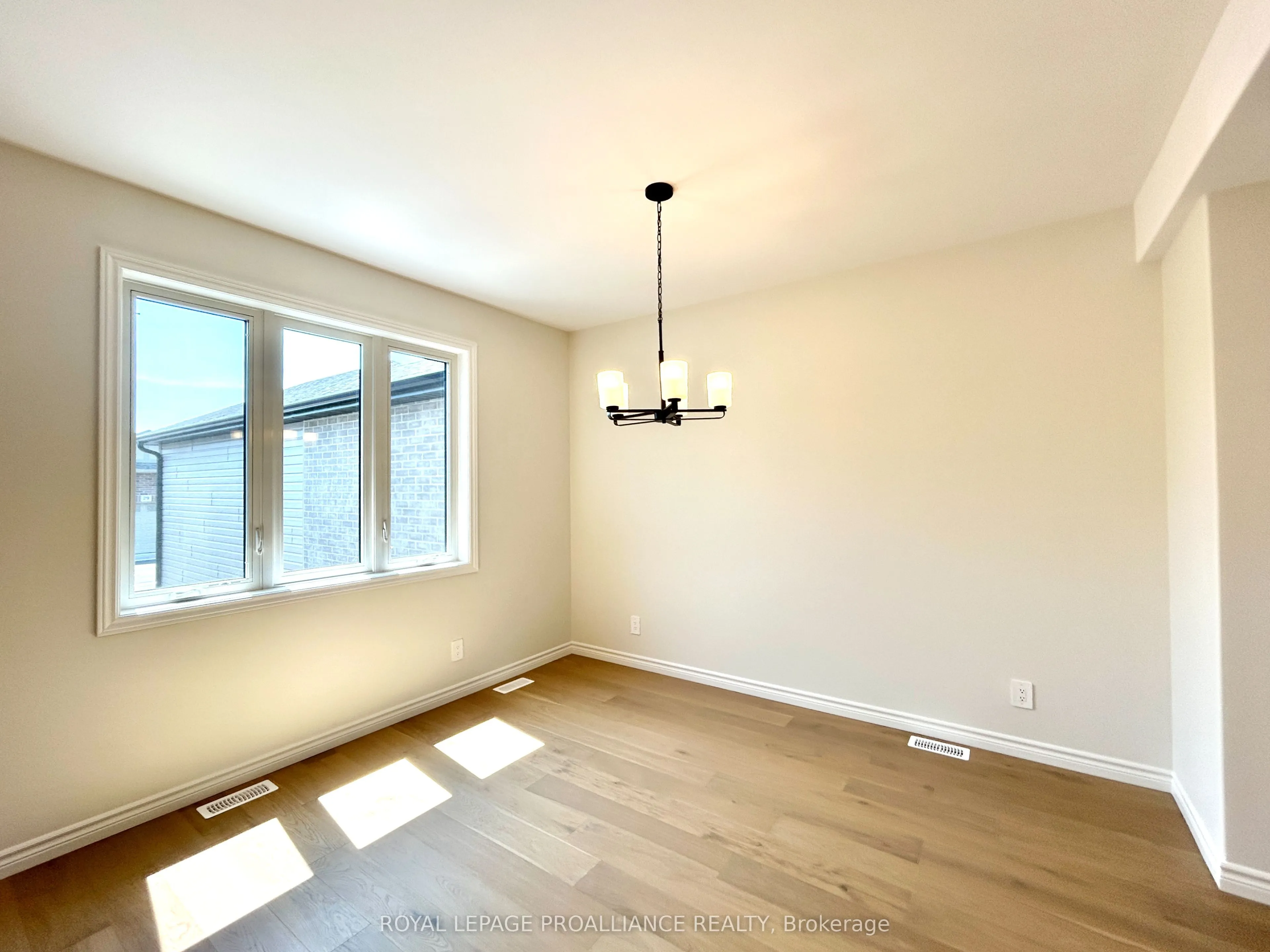 22 Riverstone Way
